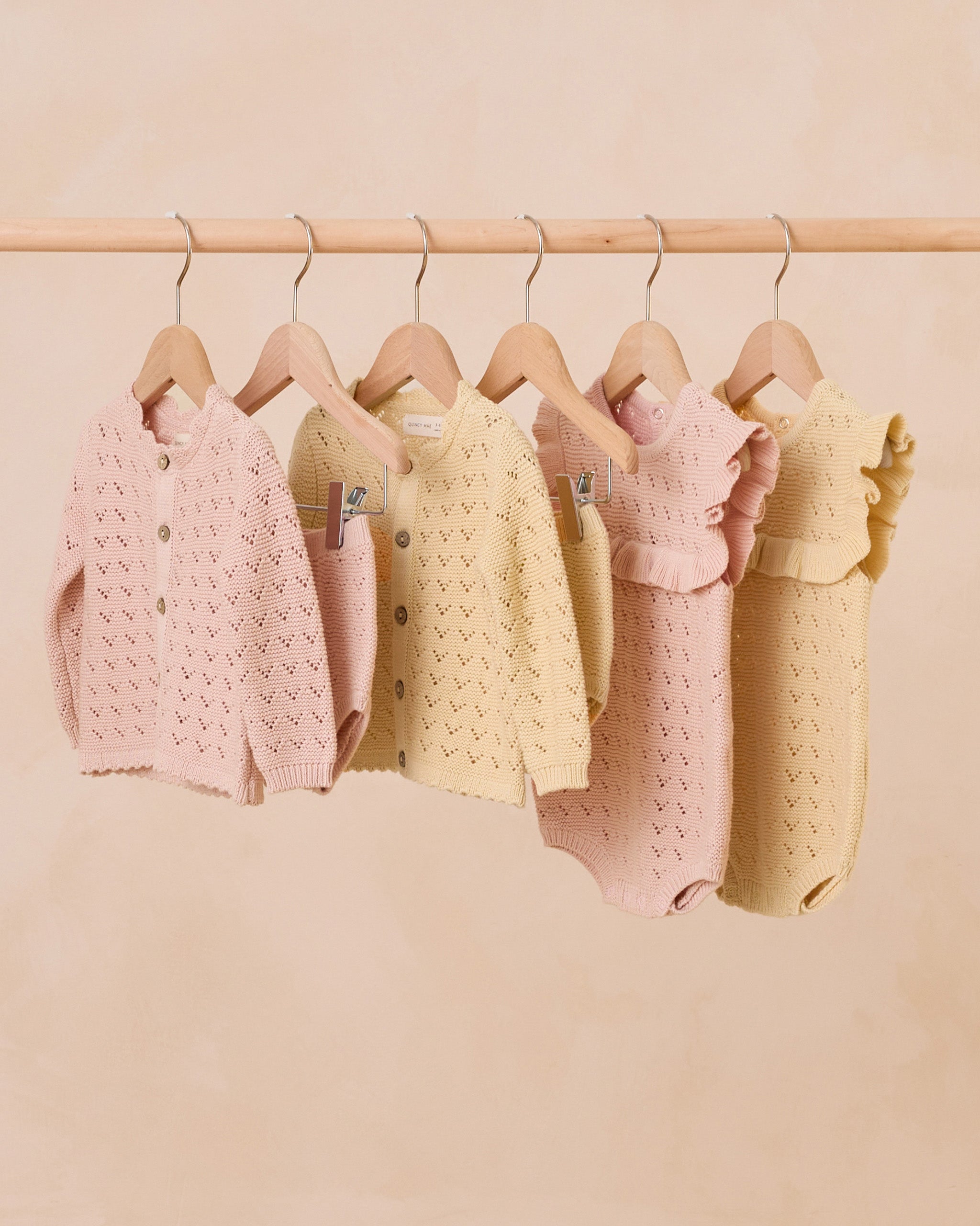  Pointelle Ruffle Romper || Bubblegum、mySite、layawaytickets