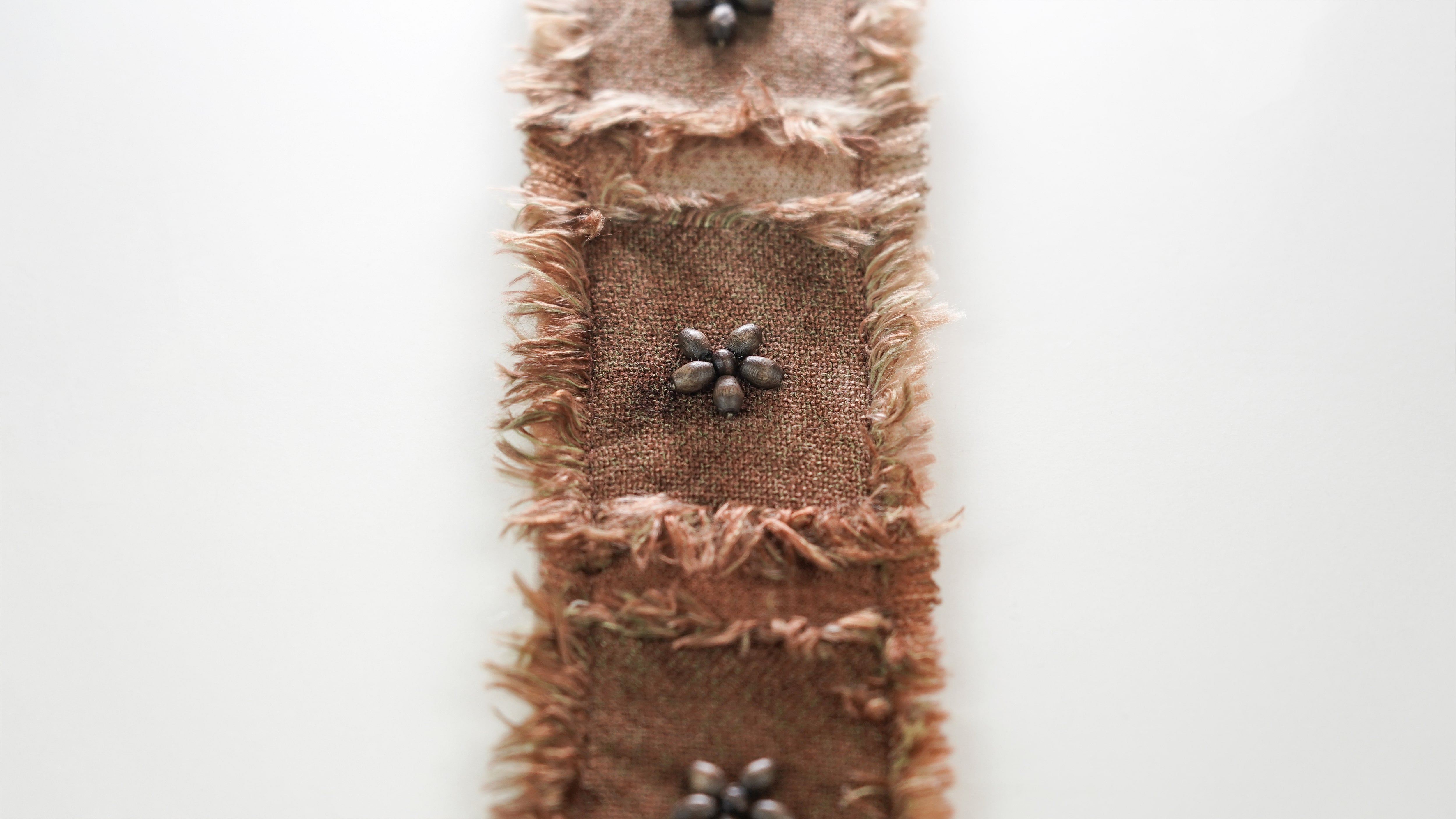  Brown Linen Bra Back Cover、mySite、justintrudeaud