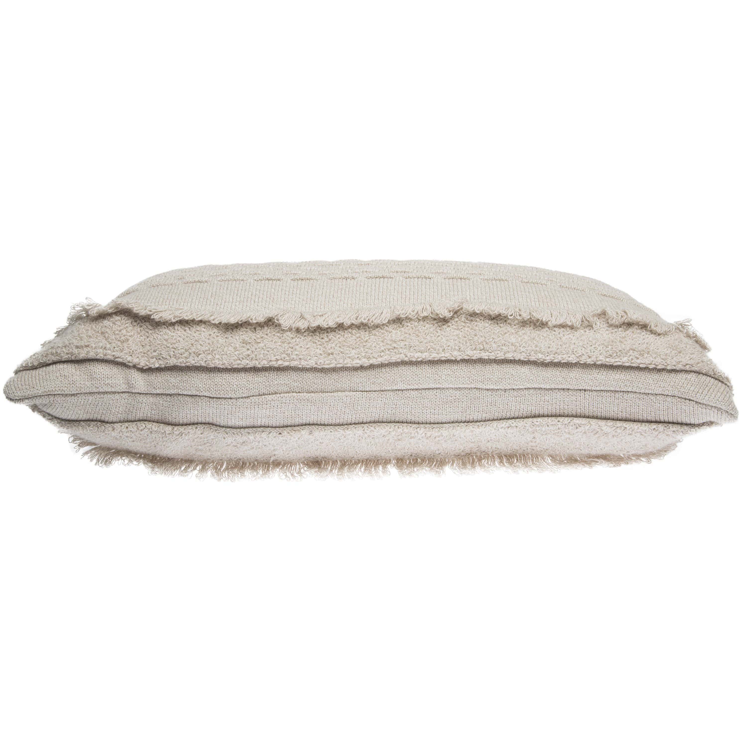 Air Dune White Knitted Cushion、mySite、gigharbornorthrealestate