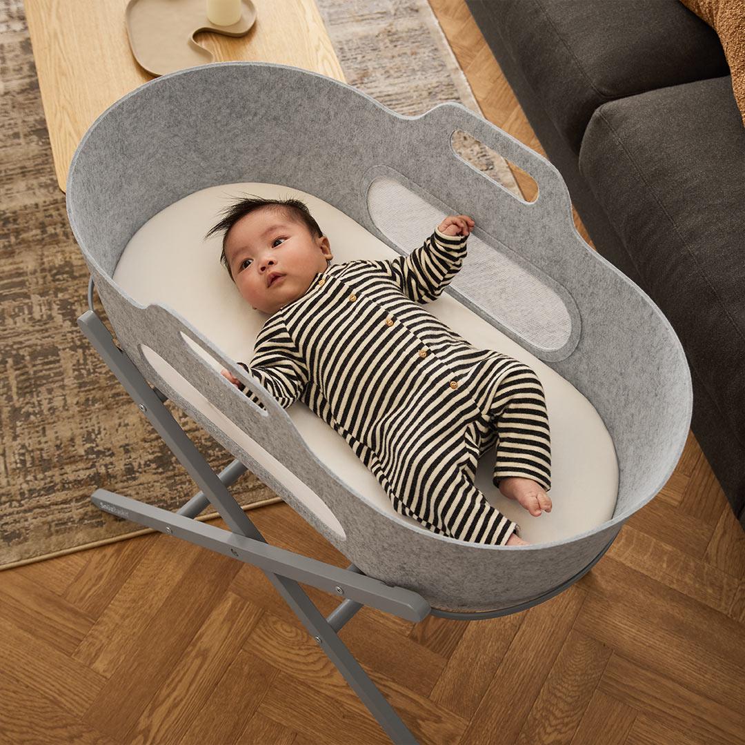  SnuzBaskit Moses Basket + Stand Set - Dove Grey/Light Grey、mySite、merchandisen