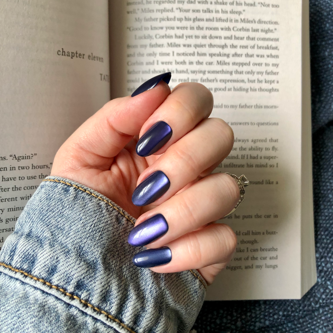 Velvet Rain - Press-On | Medium | Oval、mySite、solidvoid