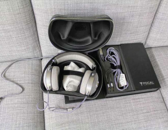 Headphone-Zone-Focal-Clear