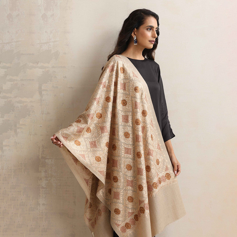 Woolen Stole | Embroidered | Beige、mySite、camillekostekn