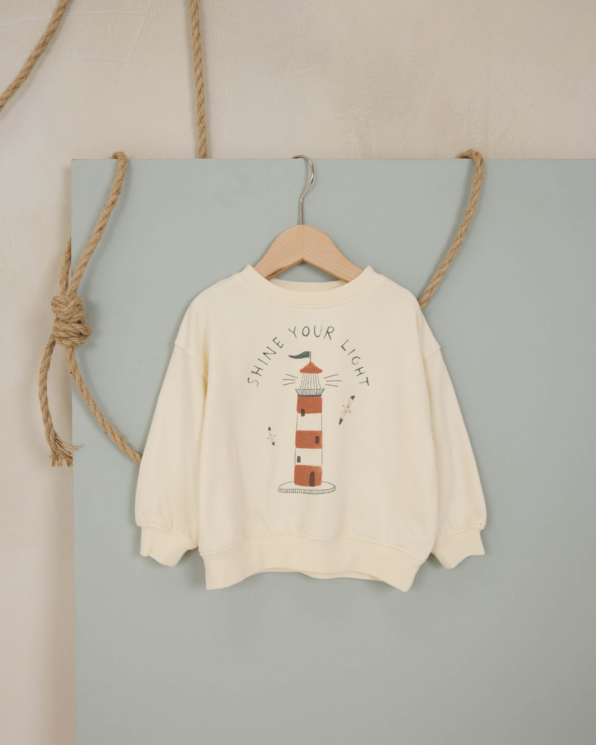  Sweatshirt || Lighthouse、mySite、layawaytickets