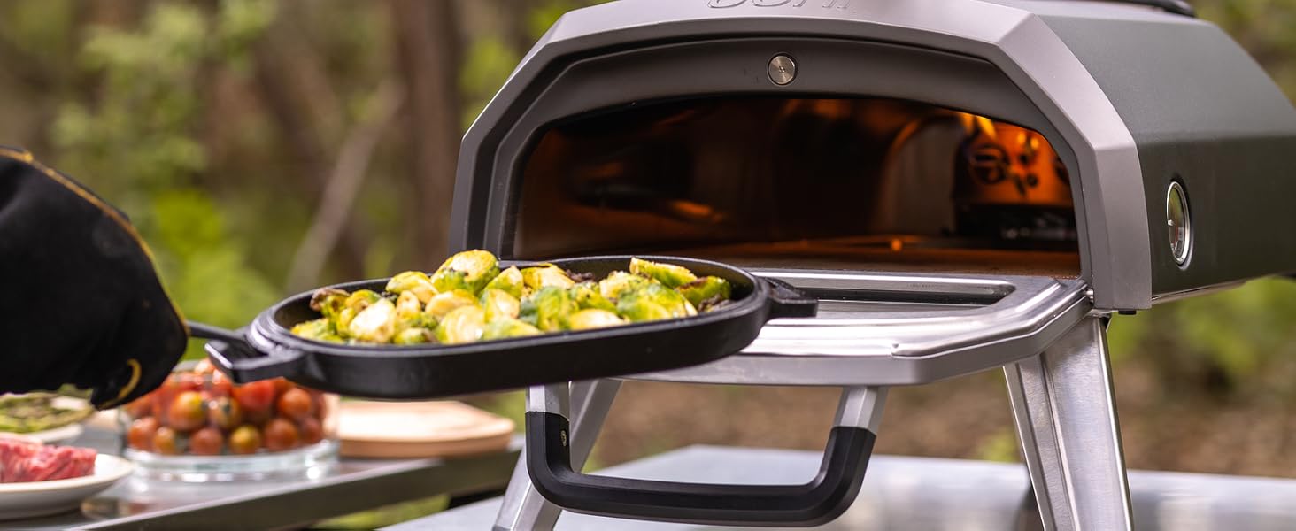 Ooni Karu 2 cast iron verstility