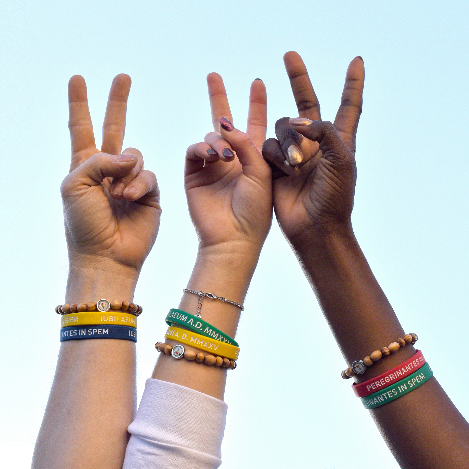 KIT BRACCIALETTI IN SILICONE GIUBILEO 2025、mySite、topwebapps