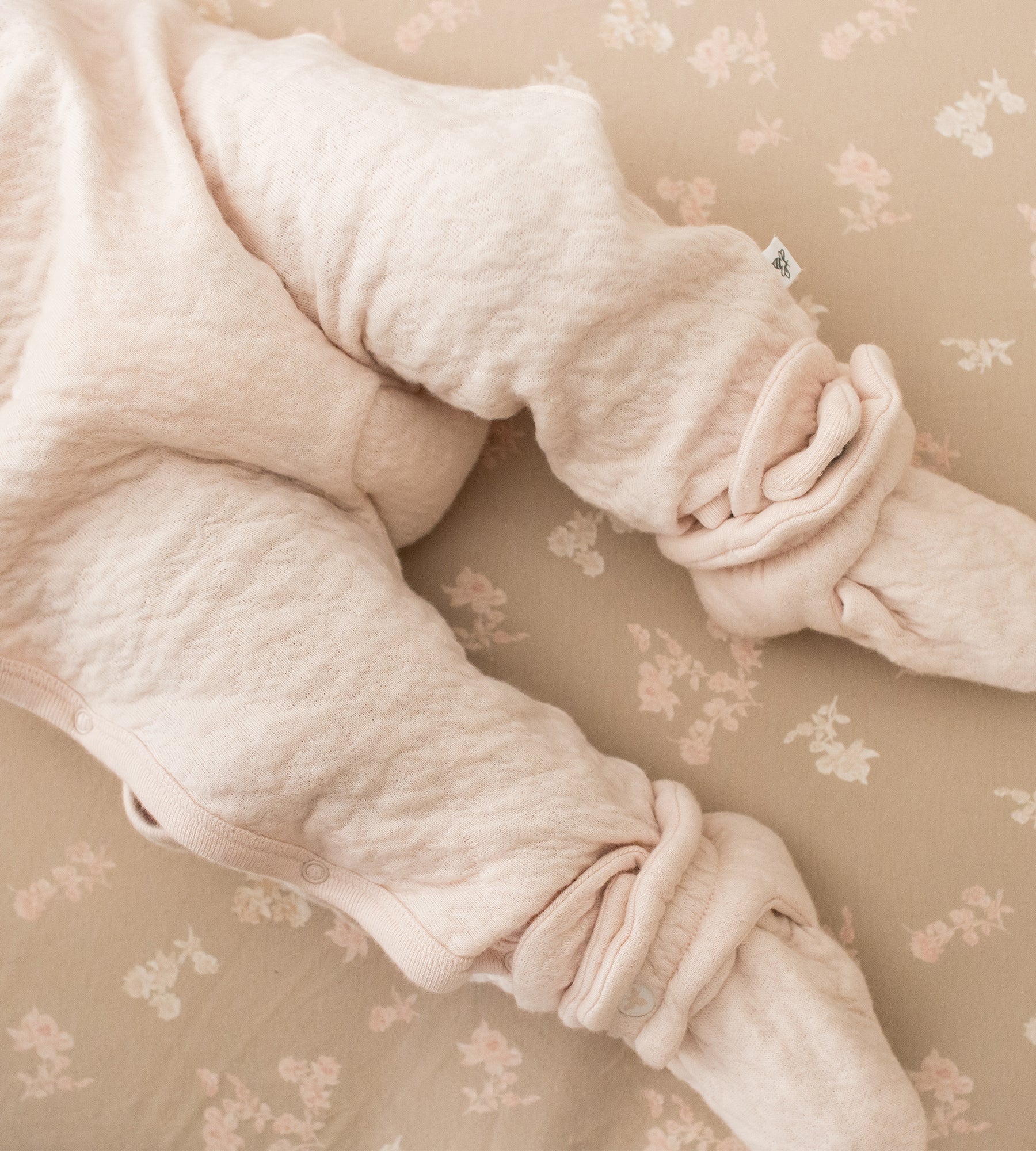 Organic Cotton Quilted Bee Wrap-Front Baby Jumpsuit - Ranunculus、mySite、g9winljtr