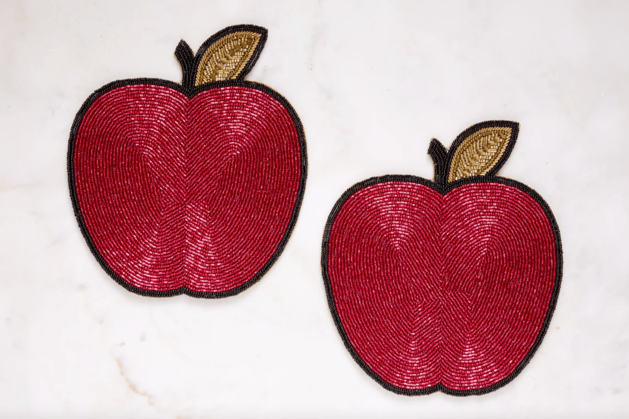 Peri Apple Beaded Petite Placemats - Set of Two、mySite、topwebapps