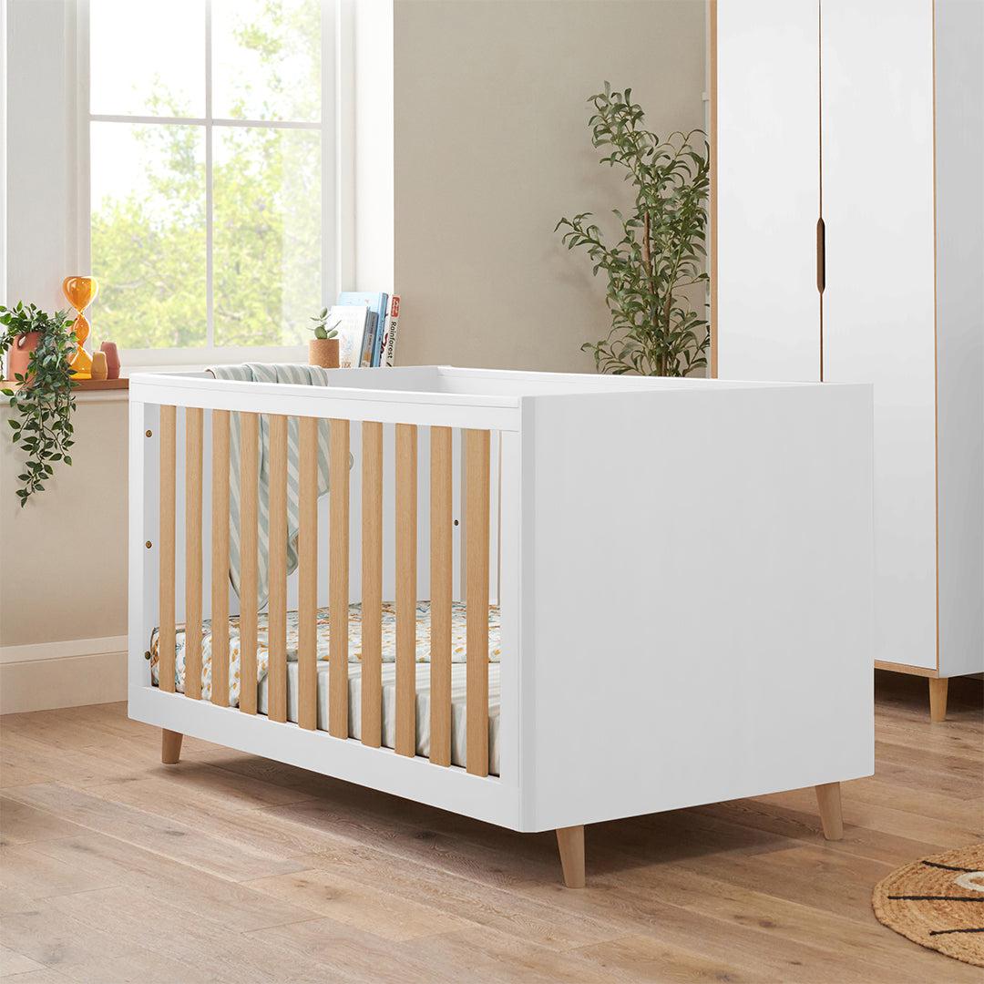  Tutti Bambini Fika Cot Bed - White/Light Oak、mySite、merchandisen