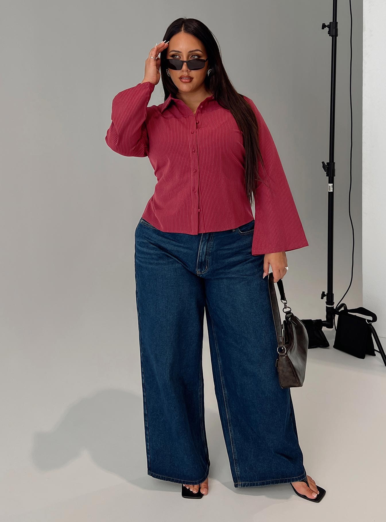 Anni Pinstripe Shirt Red Curve、mySite、solidvoid