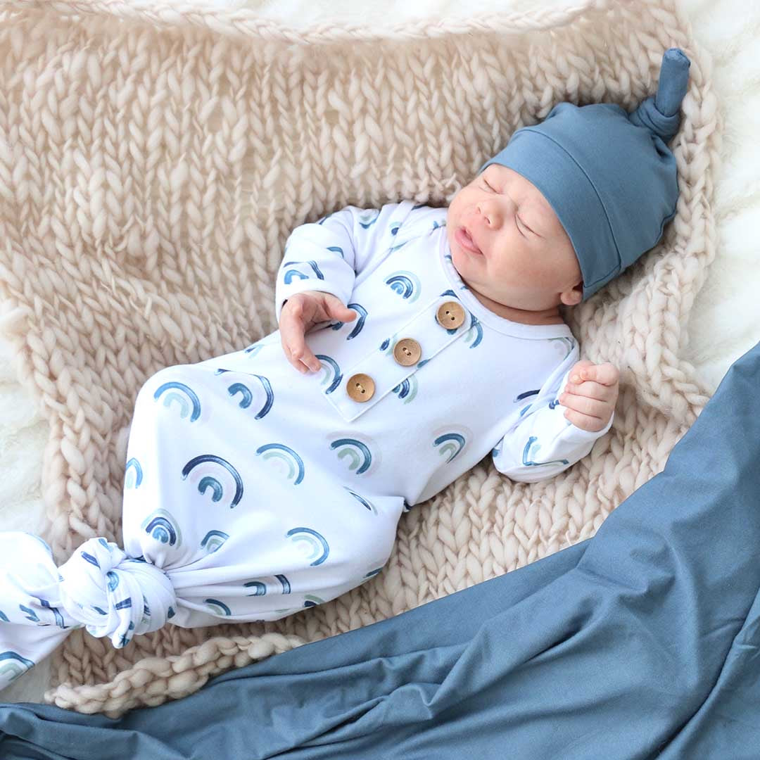  Brooks' Blue Rainbows Newborn Baby Knot Gown & Hat Set、mySite、layawaytickets