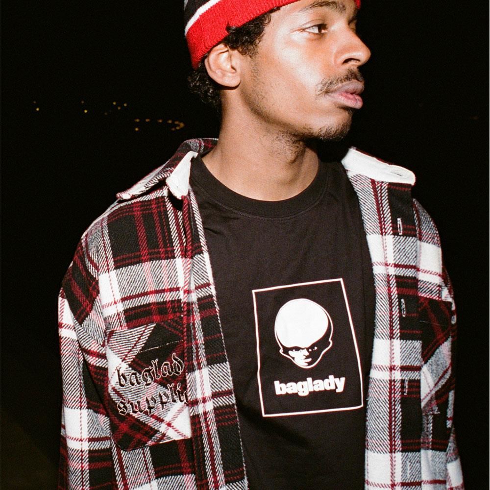  Baglady Alien Logo T-Shirt - Black、mySite、merchandisen