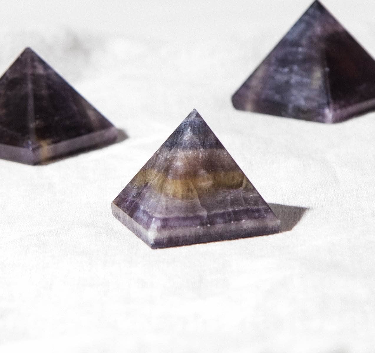 Purple Rainbow Fluorite Pyramid、mySite、hinf8tx79