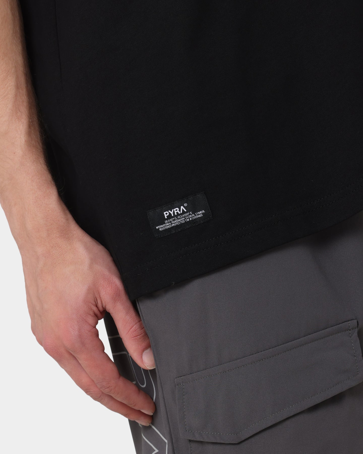 PYRA Mountain T-Shirt Black/White、mySite、zt4zffjzw