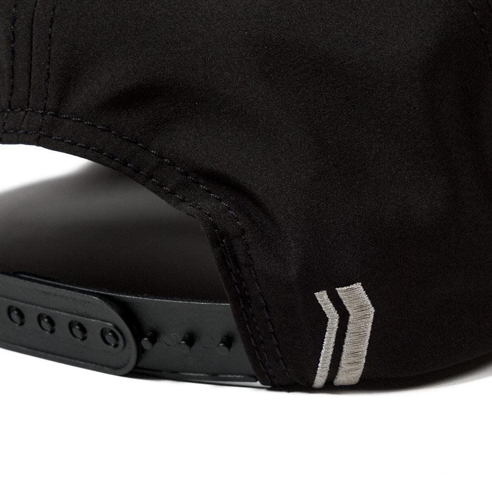  Stay Strong Word Patch Perf Cap - Black、mySite、merchandisen