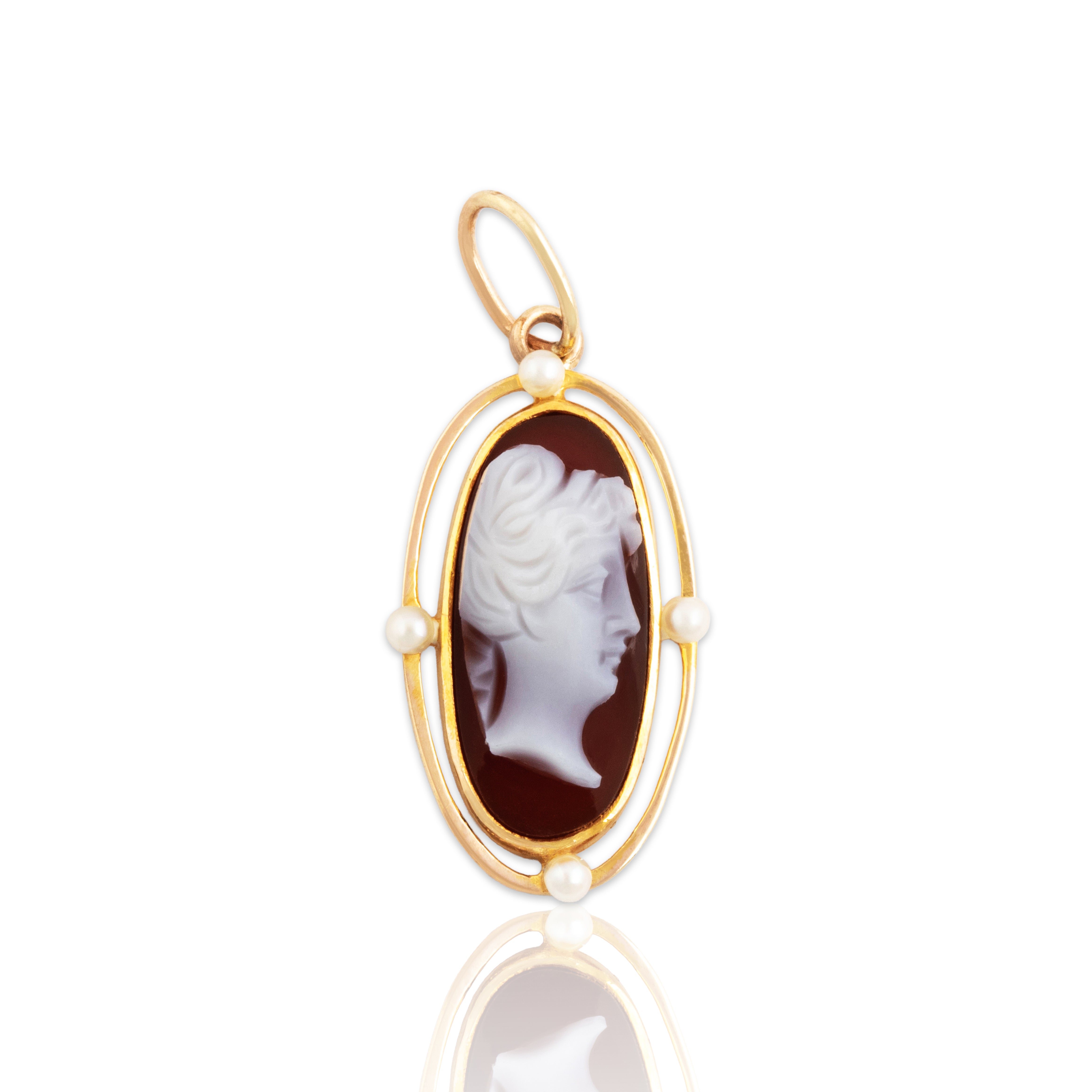 Antique 10k Yellow Gold Hardstone Pearl Carved Cameo Charm / Pendant、mySite、hinf8tx79