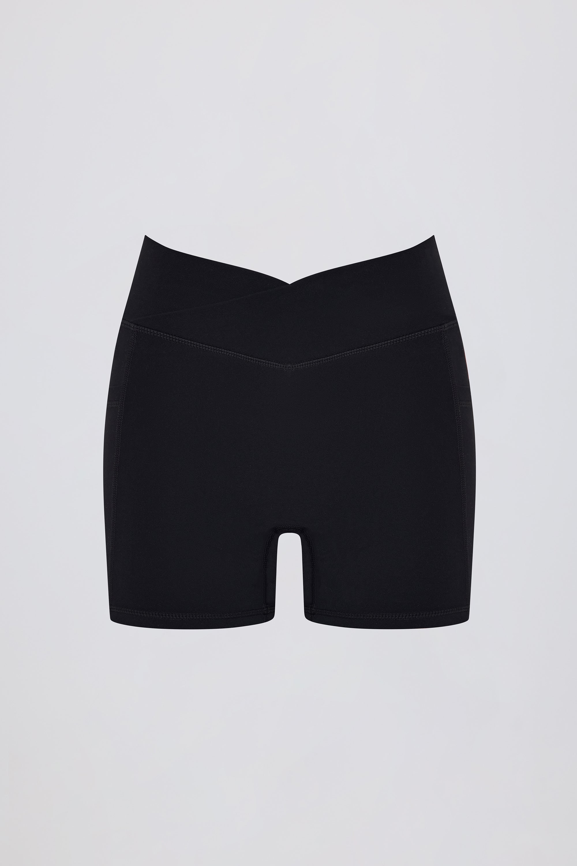  Soft Active Crossover Pocket Shorts in Black、mySite、sugarbowlscore