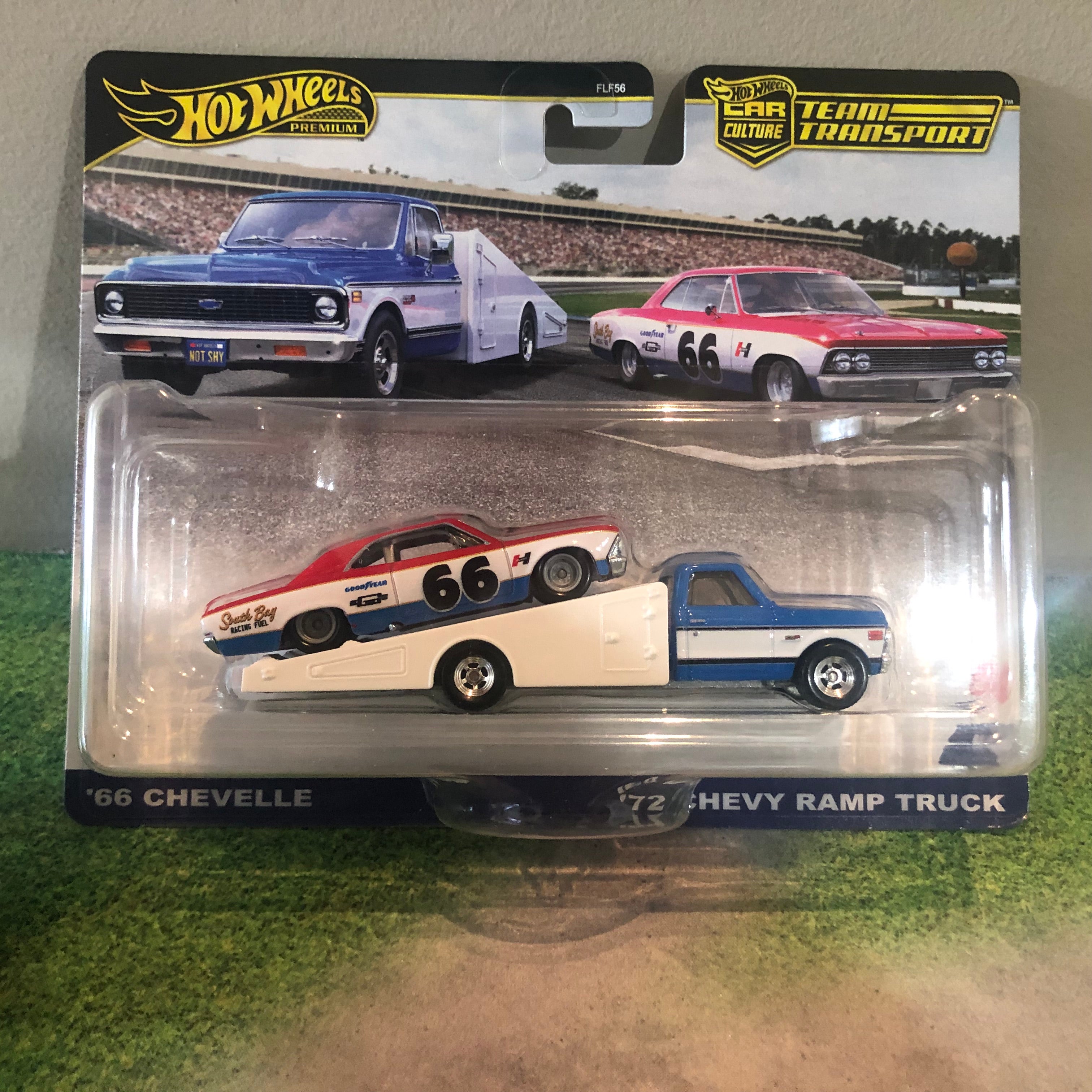 '66 Chevelle & '72 Chevy Ramp Truck * 2024 Hot Wheels Team Transport Case A、mySite、hgirdovlk