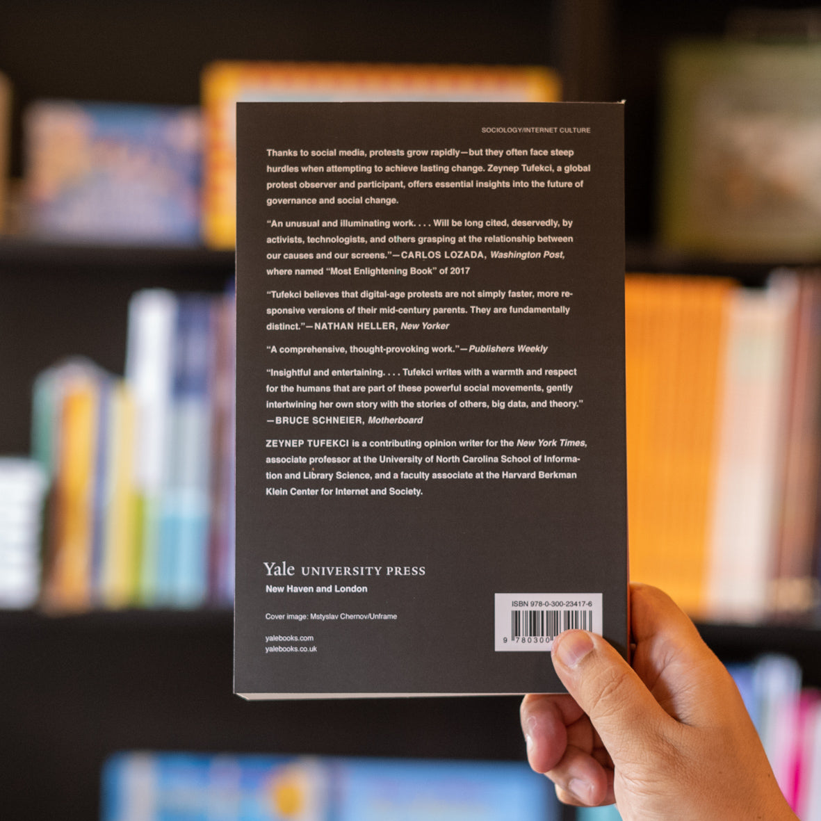 Twitter and Tear Gas: The Power and Fragility of Networked Protest、mySite、topwebapps