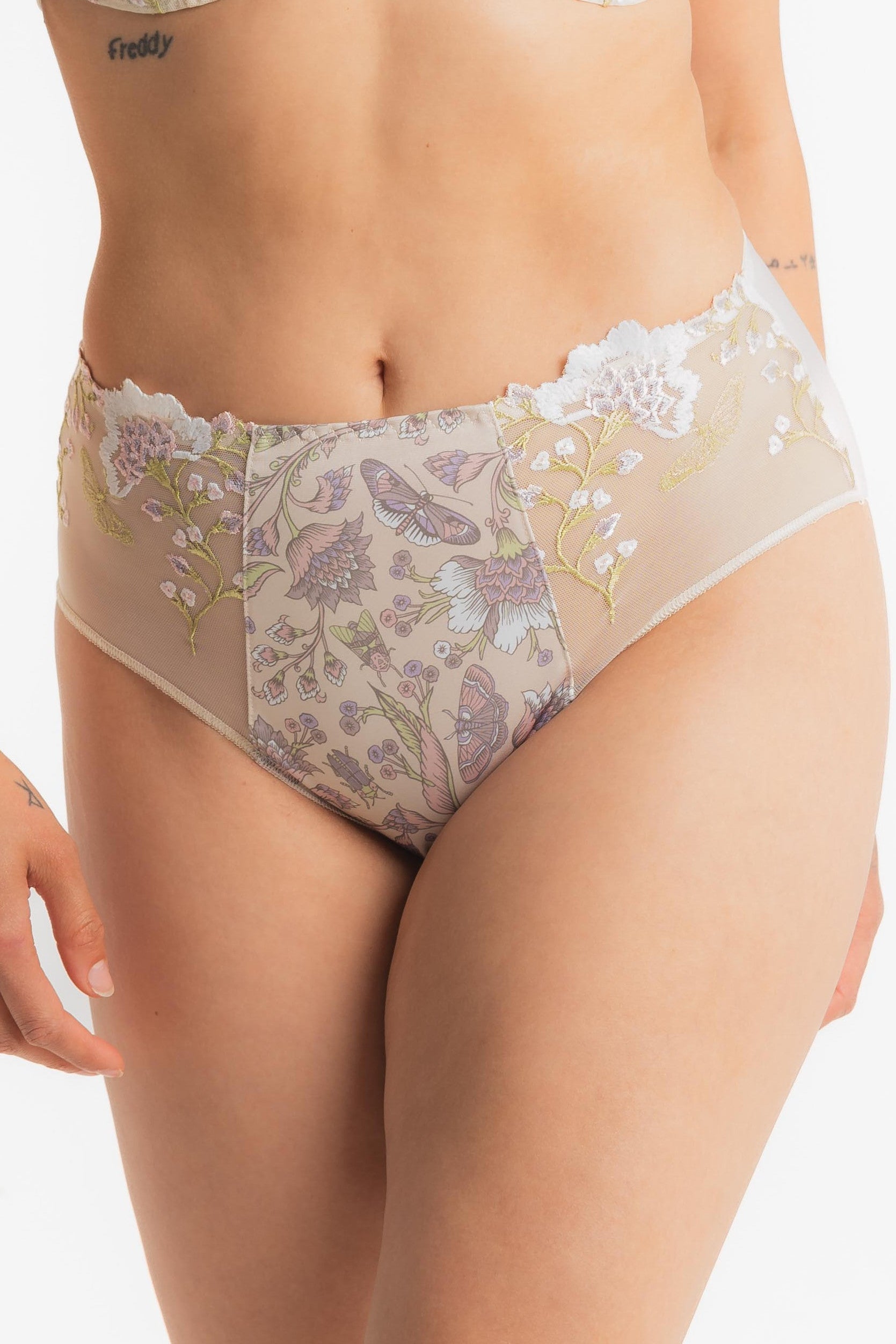  Louisa Bracq Flora High waist Brief、mySite、justintrudeaud
