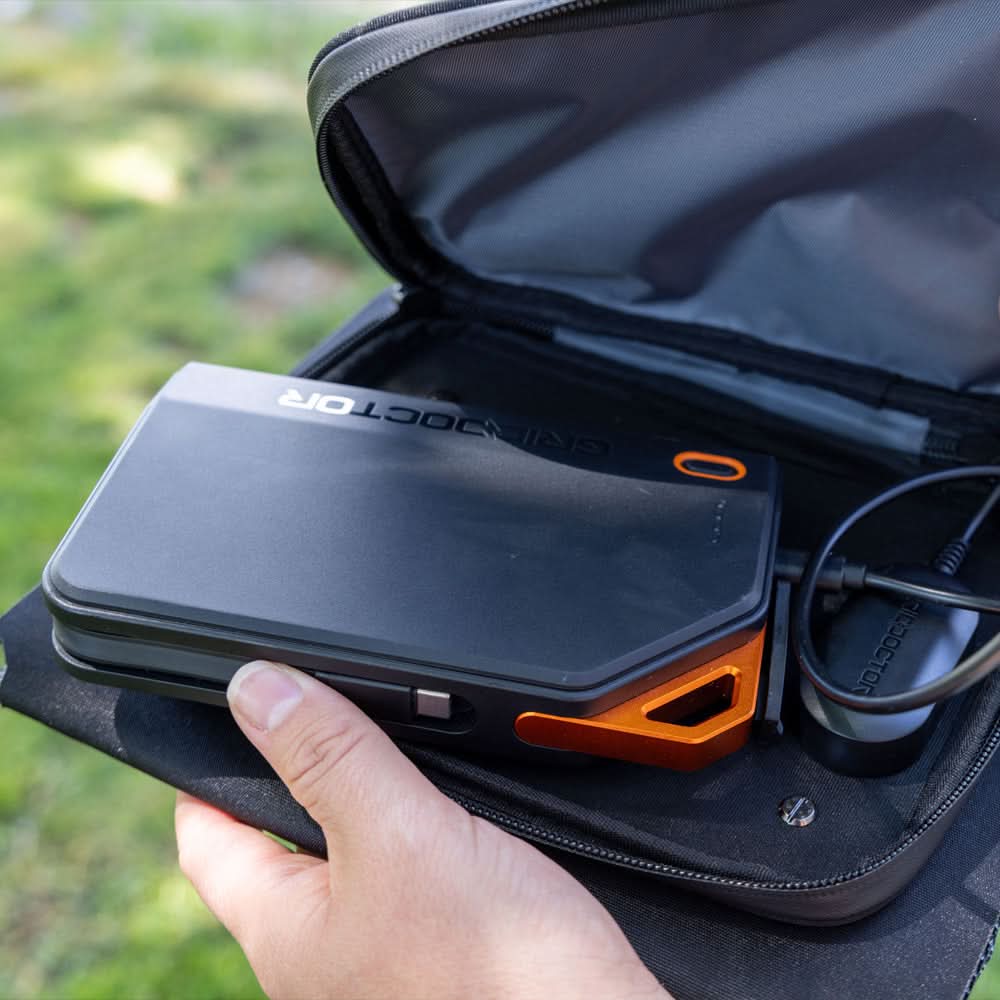 65W Power Bank w/ 15W Solar Panel by Grid Doctor、mySite、solidvoid