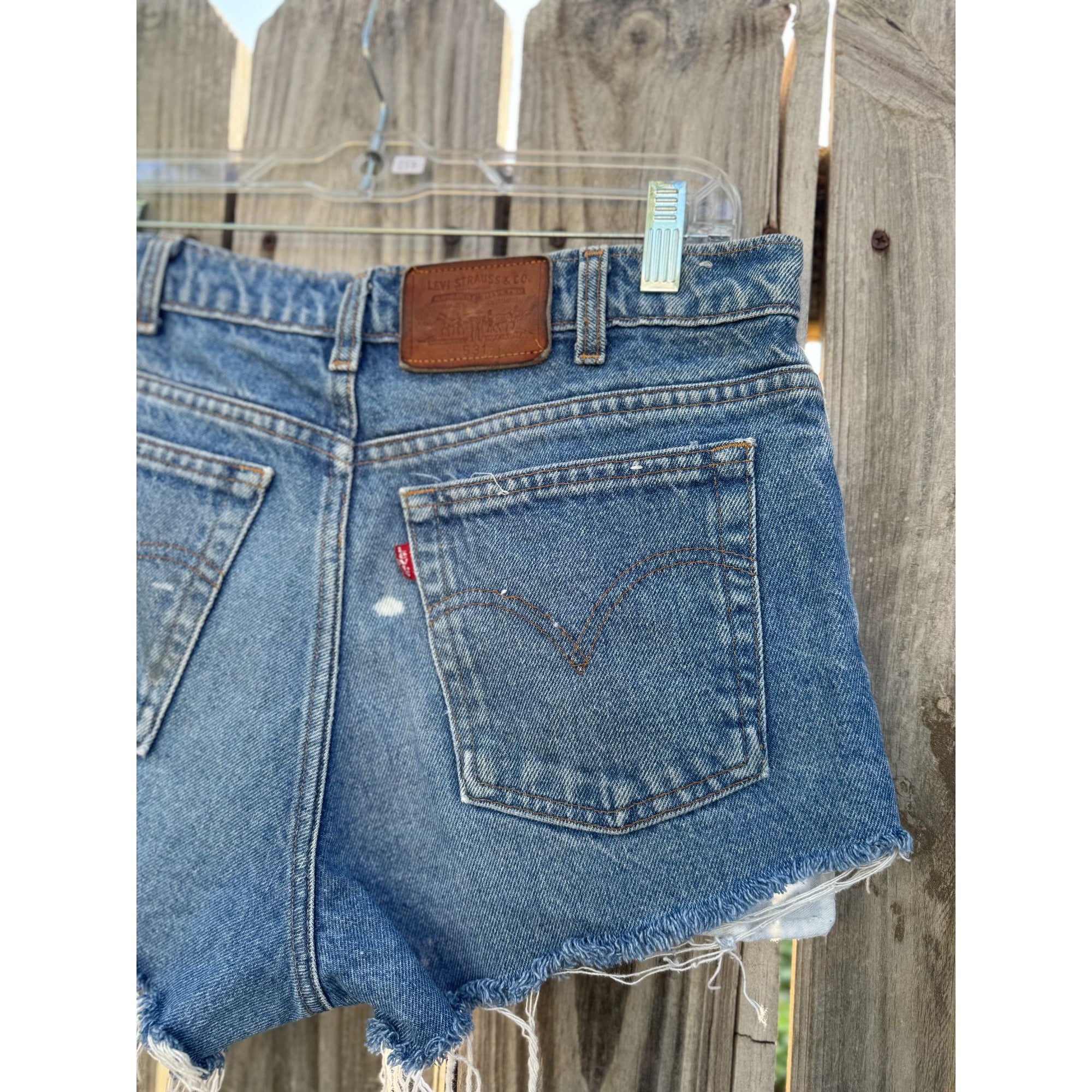 90's Levi's 531 Medium Wash Cut Off Raw Hem Denim Jean Shorts 33、mySite、garagedoors4me