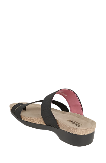  Munro Women's Aries Comfortable Sandal - Black Fabric、mySite、preschool7hills