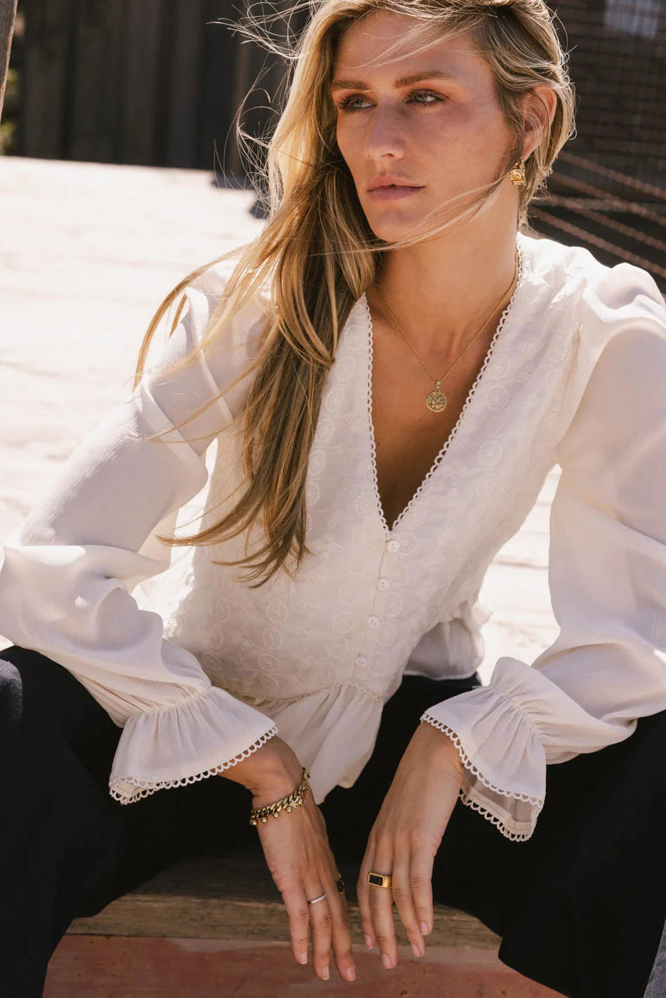 {product_title} - {shop_name}