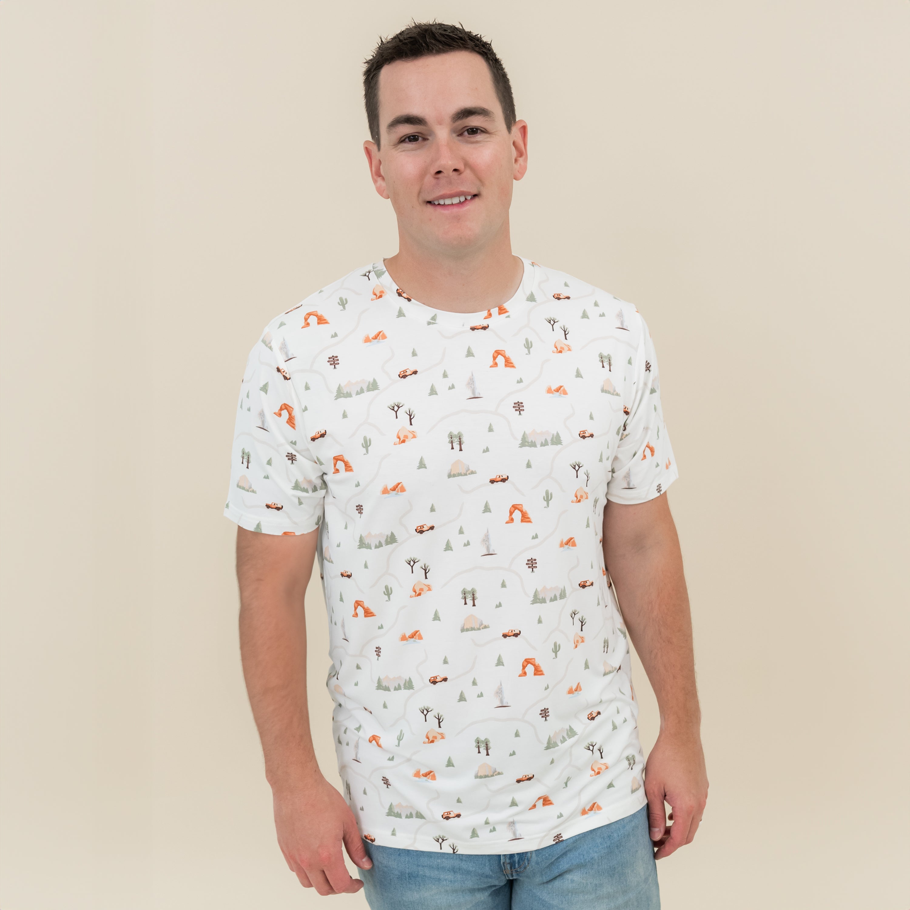  Men's Crew Neck Tee in Road Trip、mySite、layawaytickets