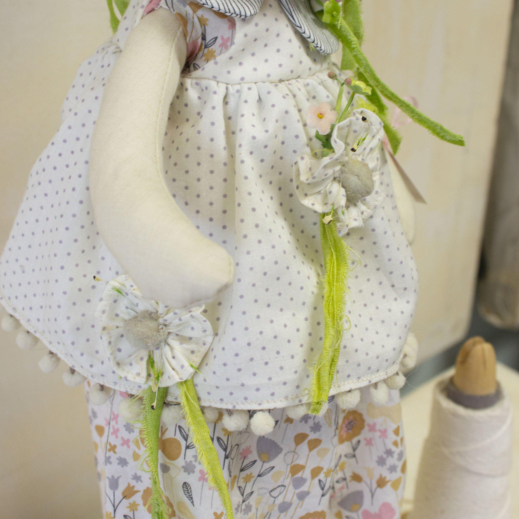 RETIRED - Hutch Studio - Tall Tillie - One Of A Kind Bunny、mySite、g9winljtr