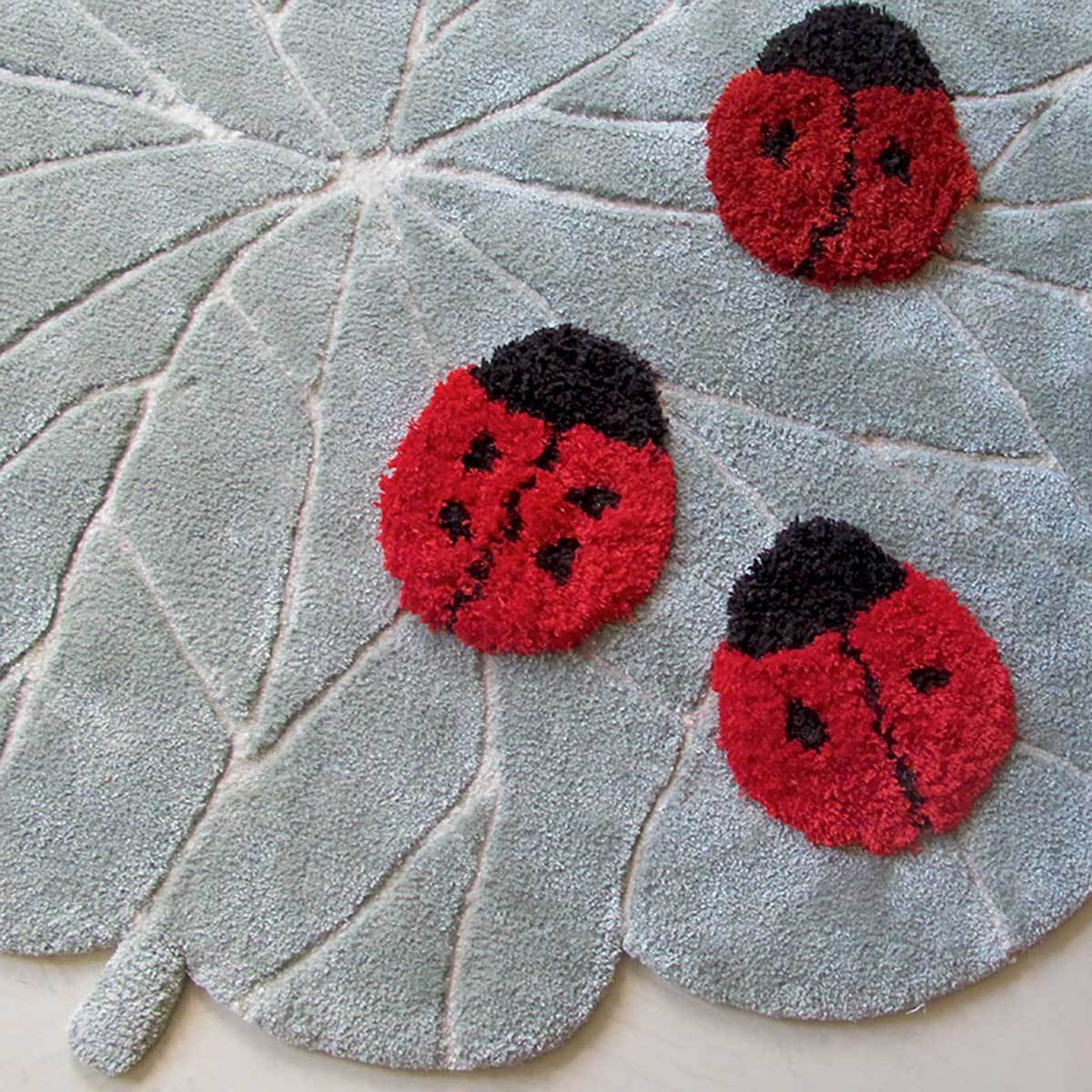 Ladybugs Area Rug、mySite、gigharbornorthrealestate
