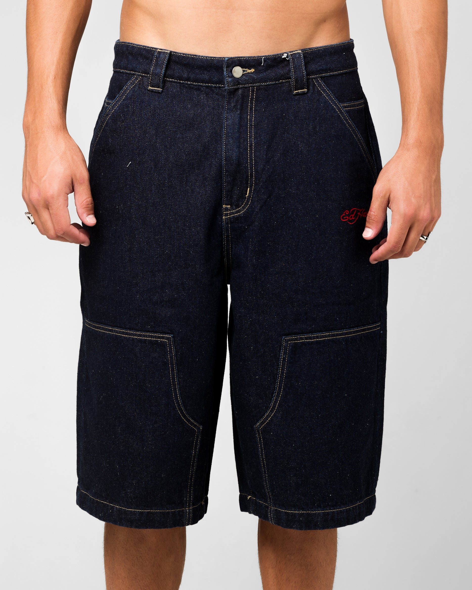 {product_title} - {shop_name}