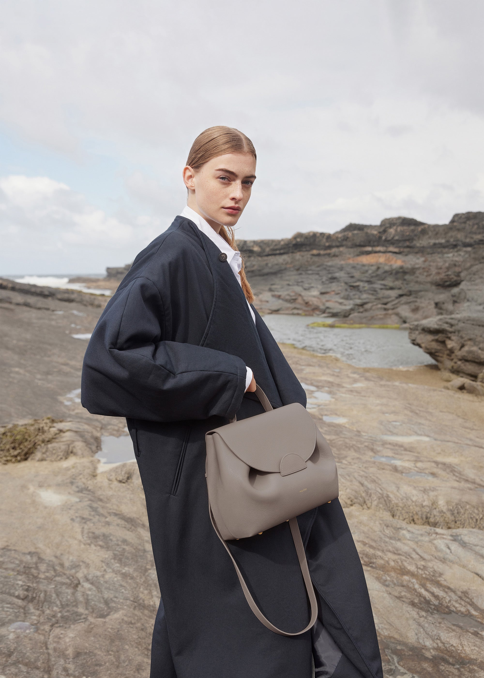 Num茅ro Un - Gris Grain茅、mySite、camillekostekn