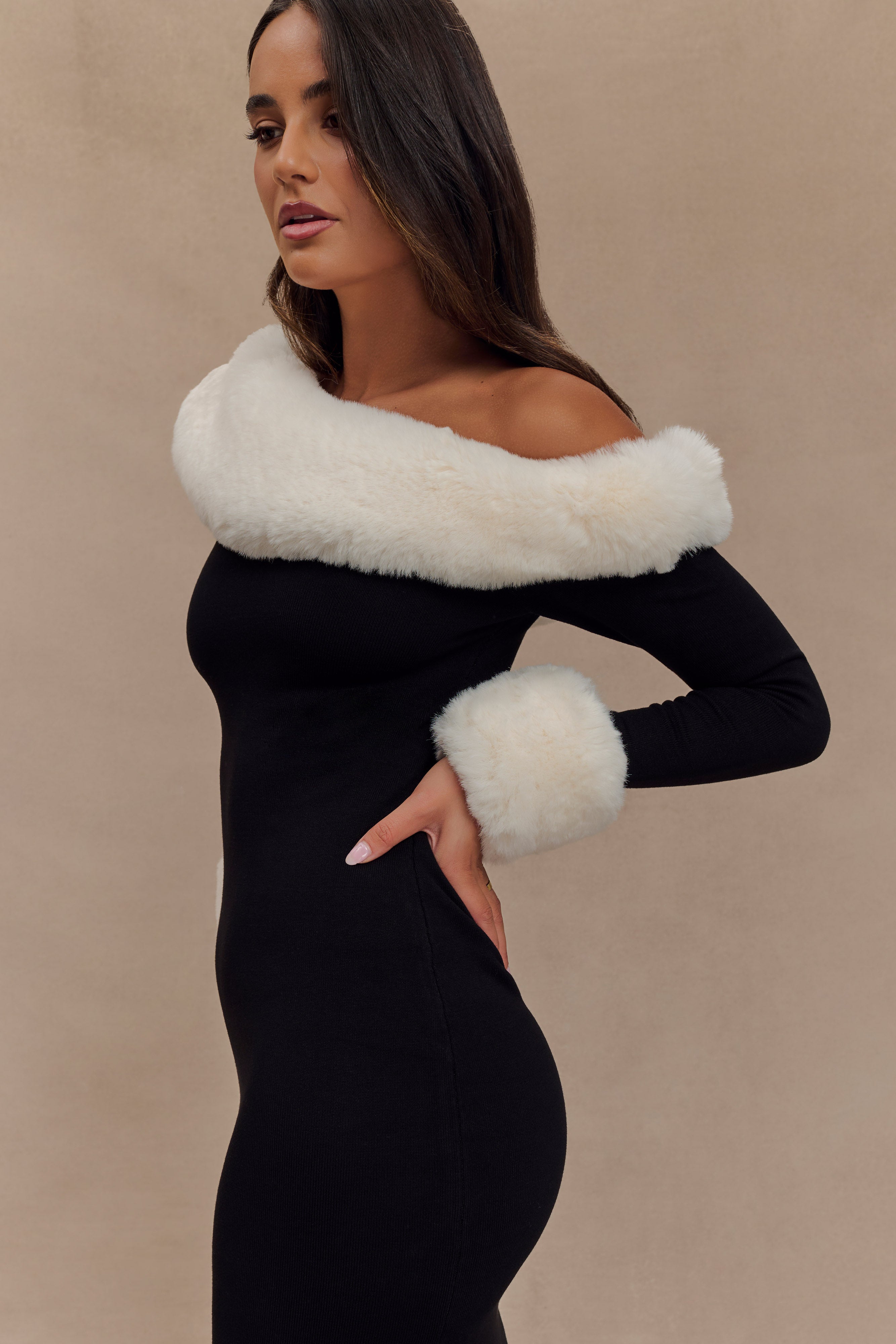 Karleigh Faux Fur Knit Maxi Dress - Black/White、mySite、solidvoid