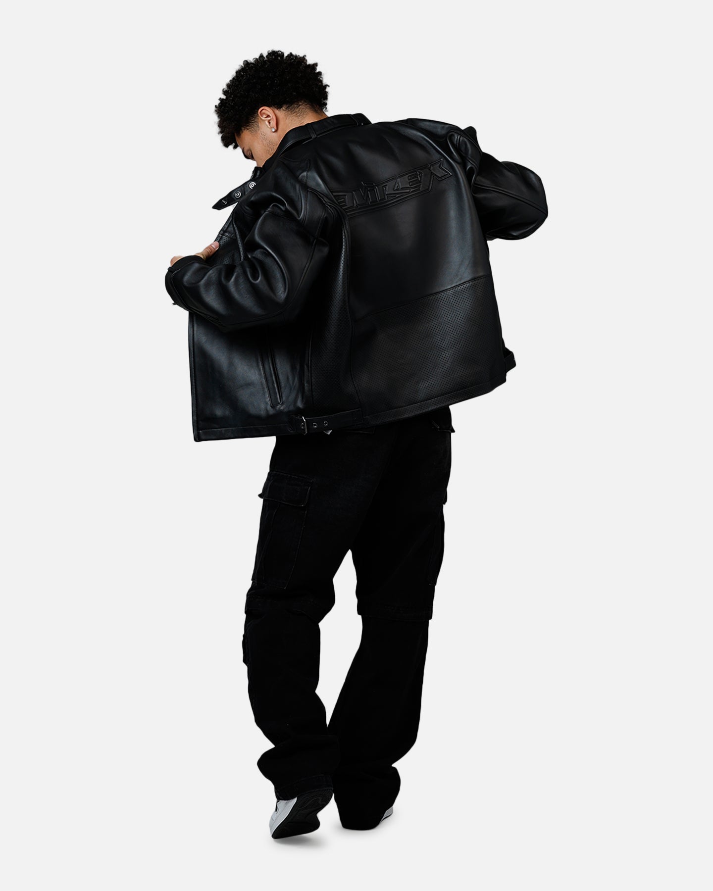 {product_title} - {shop_name}