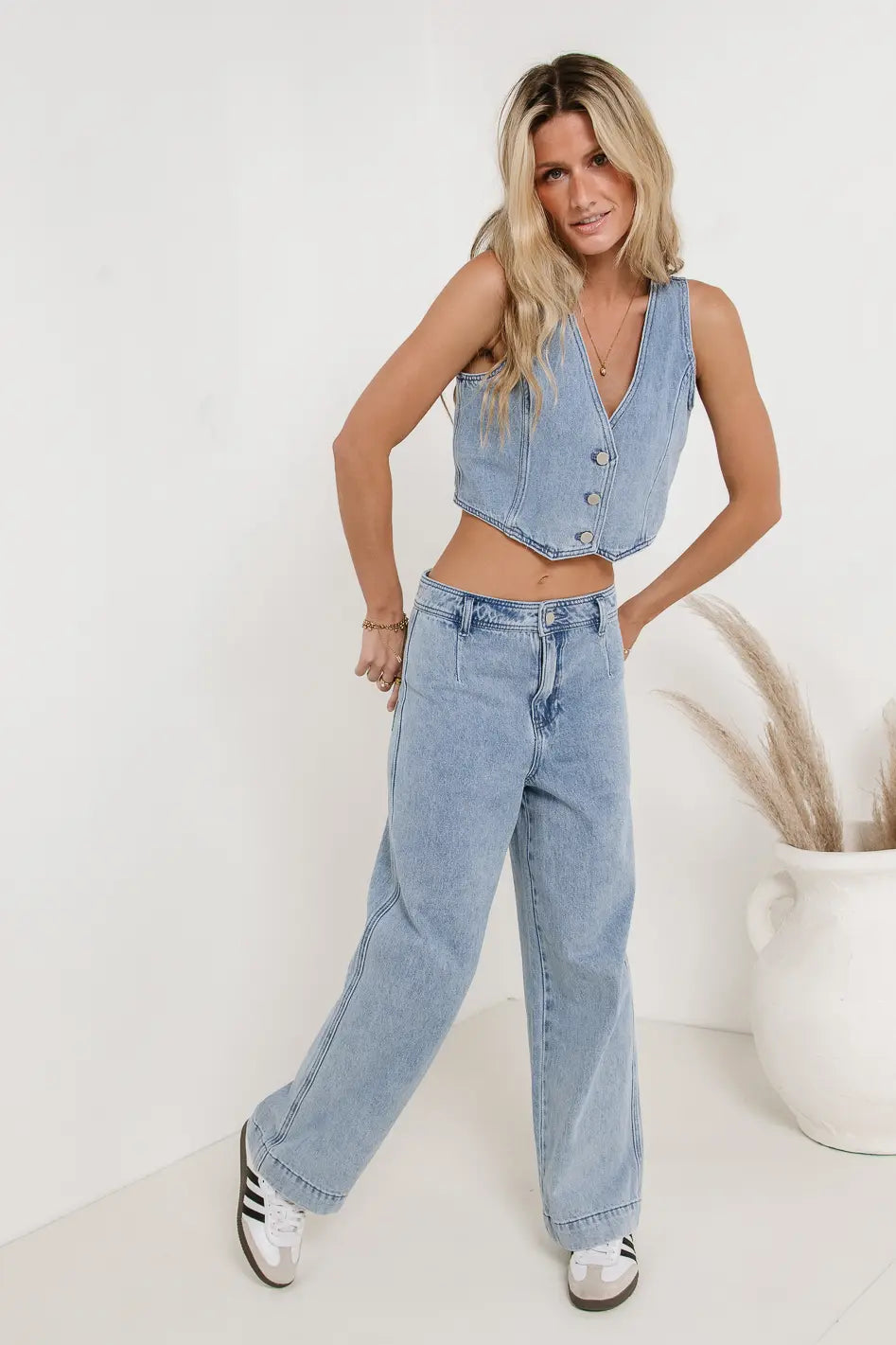 {product_title} - {shop_name}