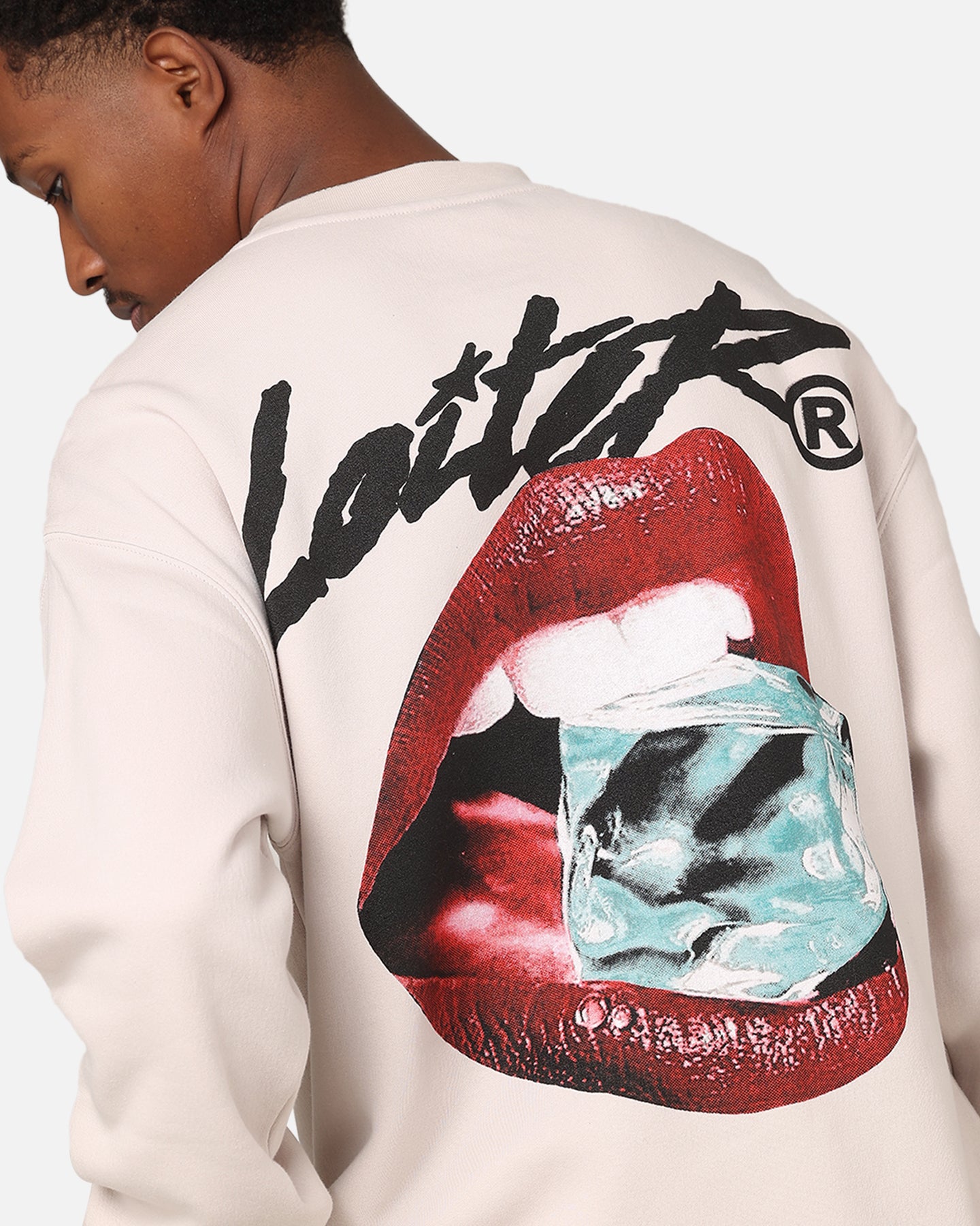 {product_title} - {shop_name}