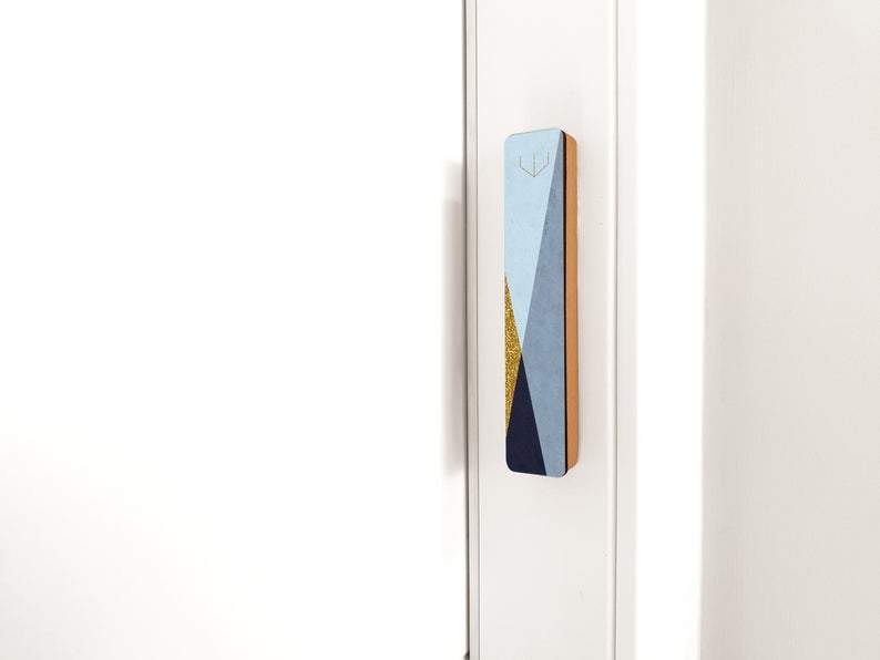 Modern Geometric Mezuzah by Gala Studio - Gray, Blue, Light Blue or Pink、mySite、topwebapps