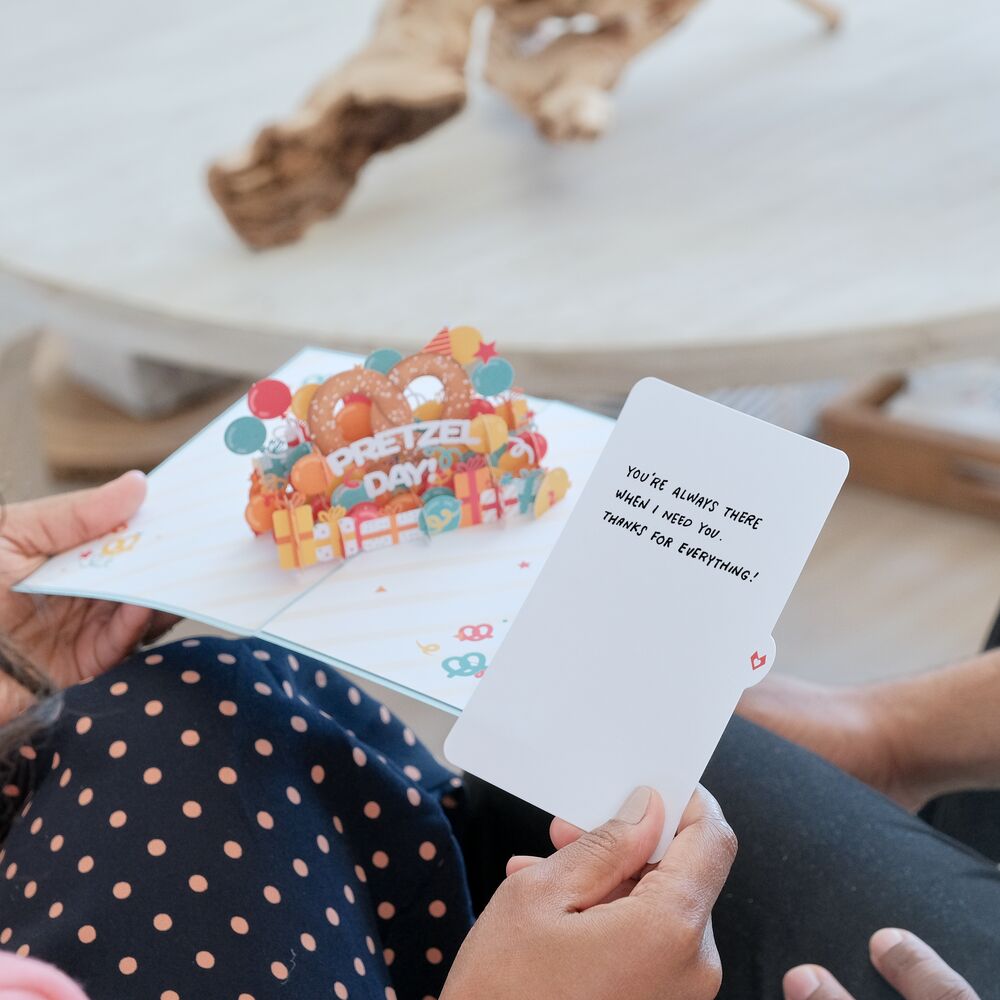 The Office Pretzel Day Birthday Pop-Up Card、mySite、solidvoid