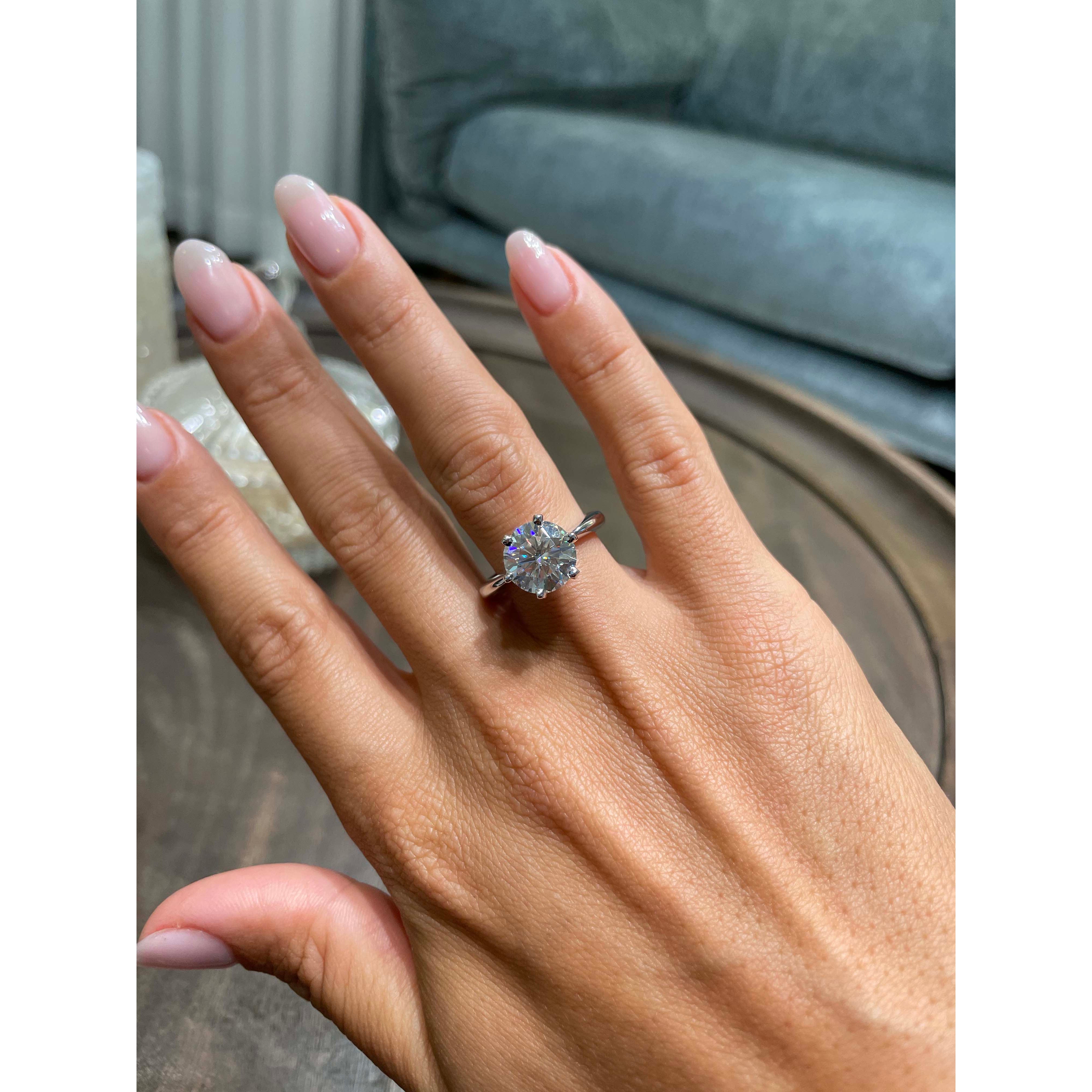 Samantha Moissanite Ring -14K White Gold (RTS)、mySite、hinf8tx79