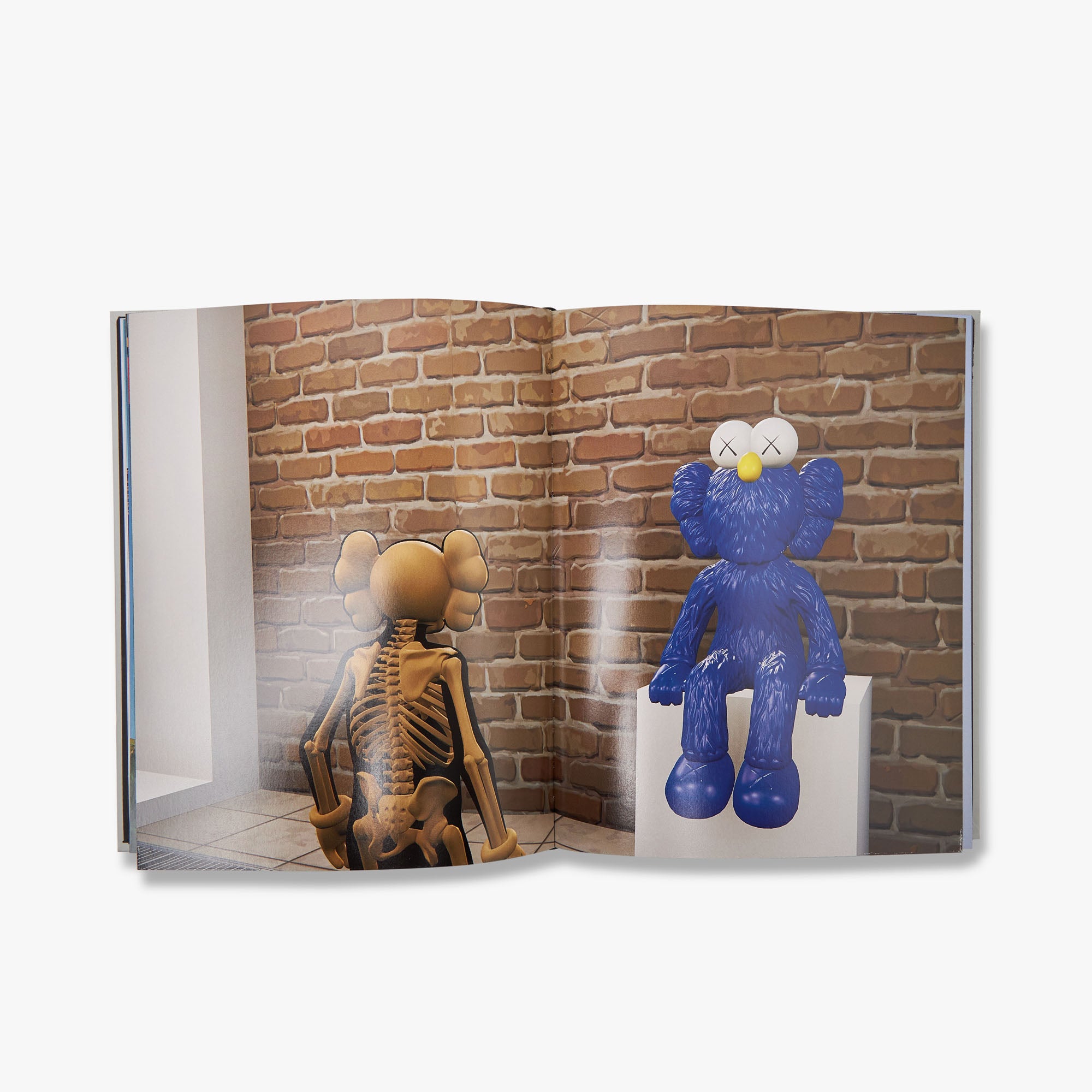 KAWS: New Fiction、mySite、merchandisen