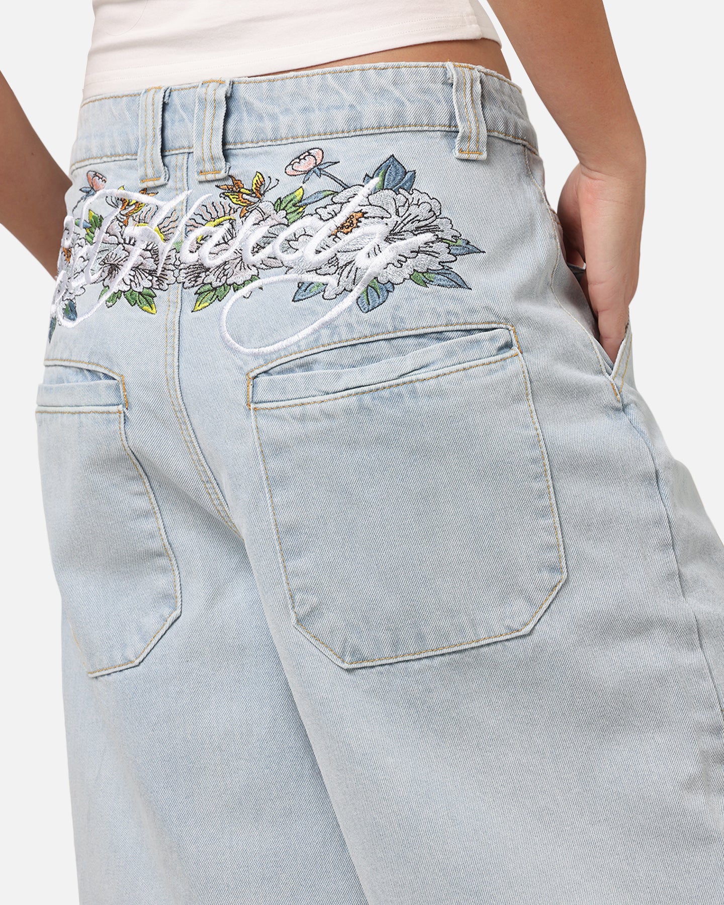 {product_title} - {shop_name}