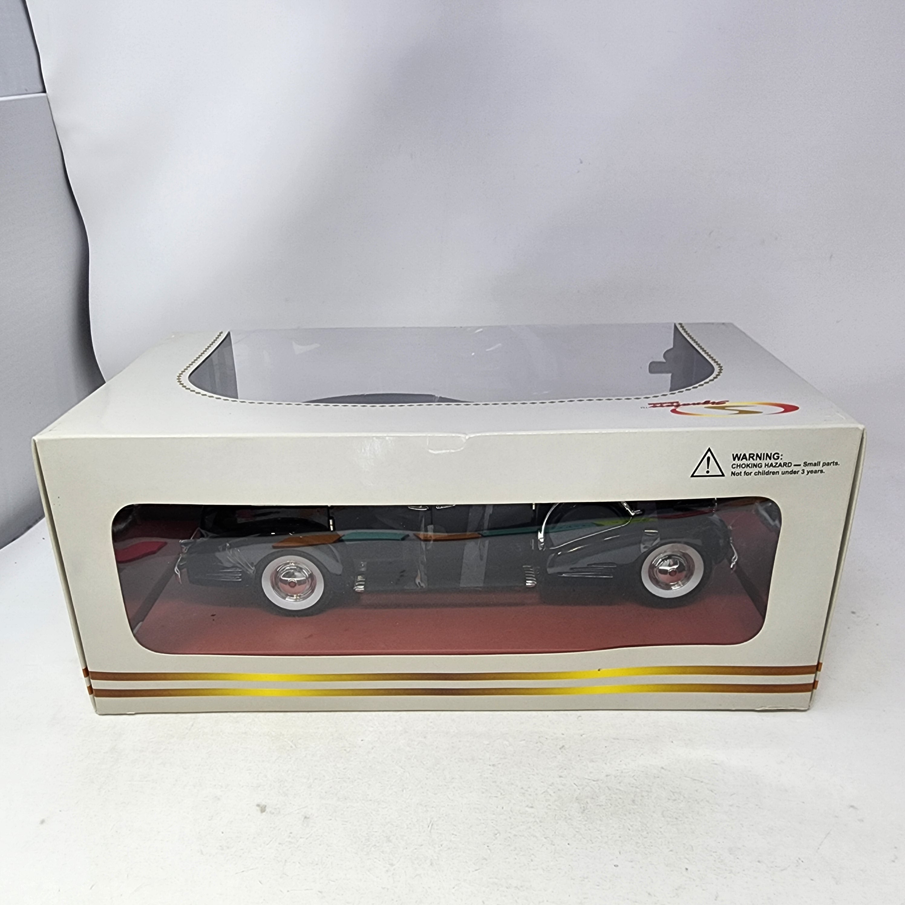 1938 Cadillac V16 Fleetwood * Signature Models 1/18 Scale、mySite、hgirdovlk