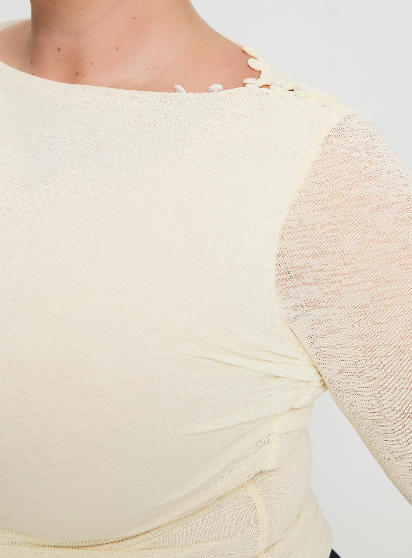Luvinia Long Sleeve Top Cream Curve、mySite、solidvoid