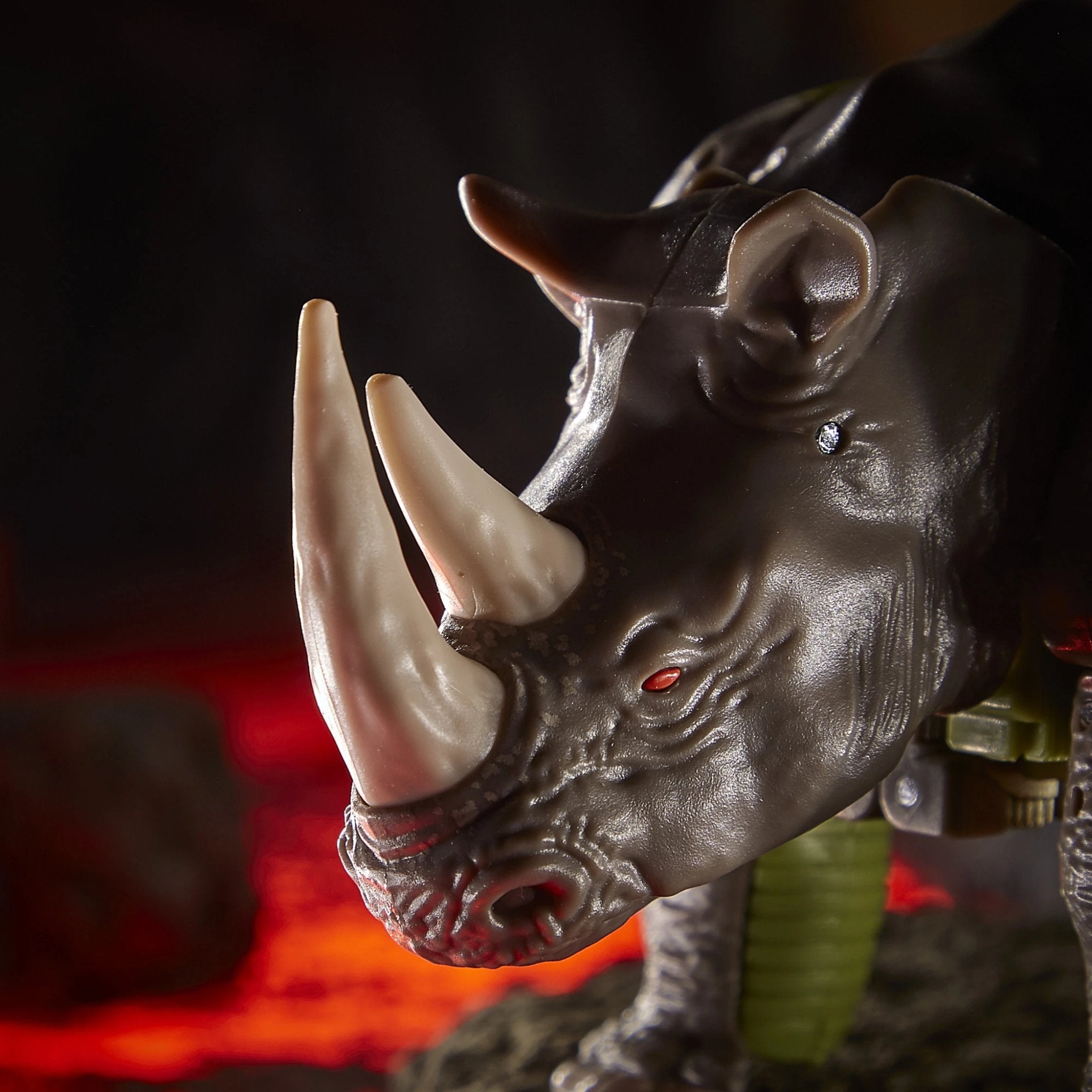 Transformers War for Cybertron Kingdom Voyager Rhinox、mySite、hgirdovlk