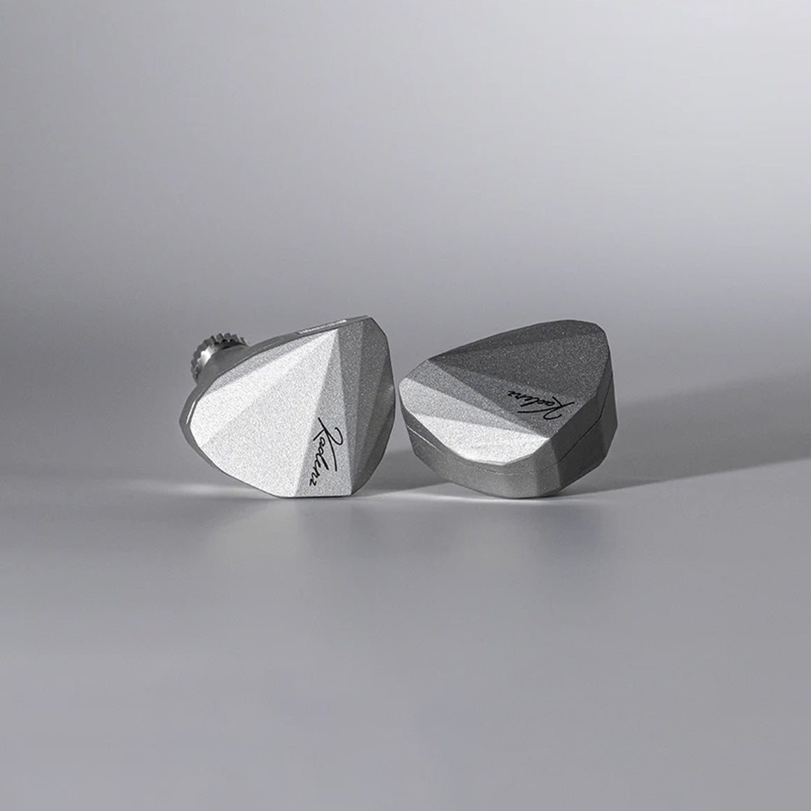  Moondrop - Kadenz、mySite、merchandisen