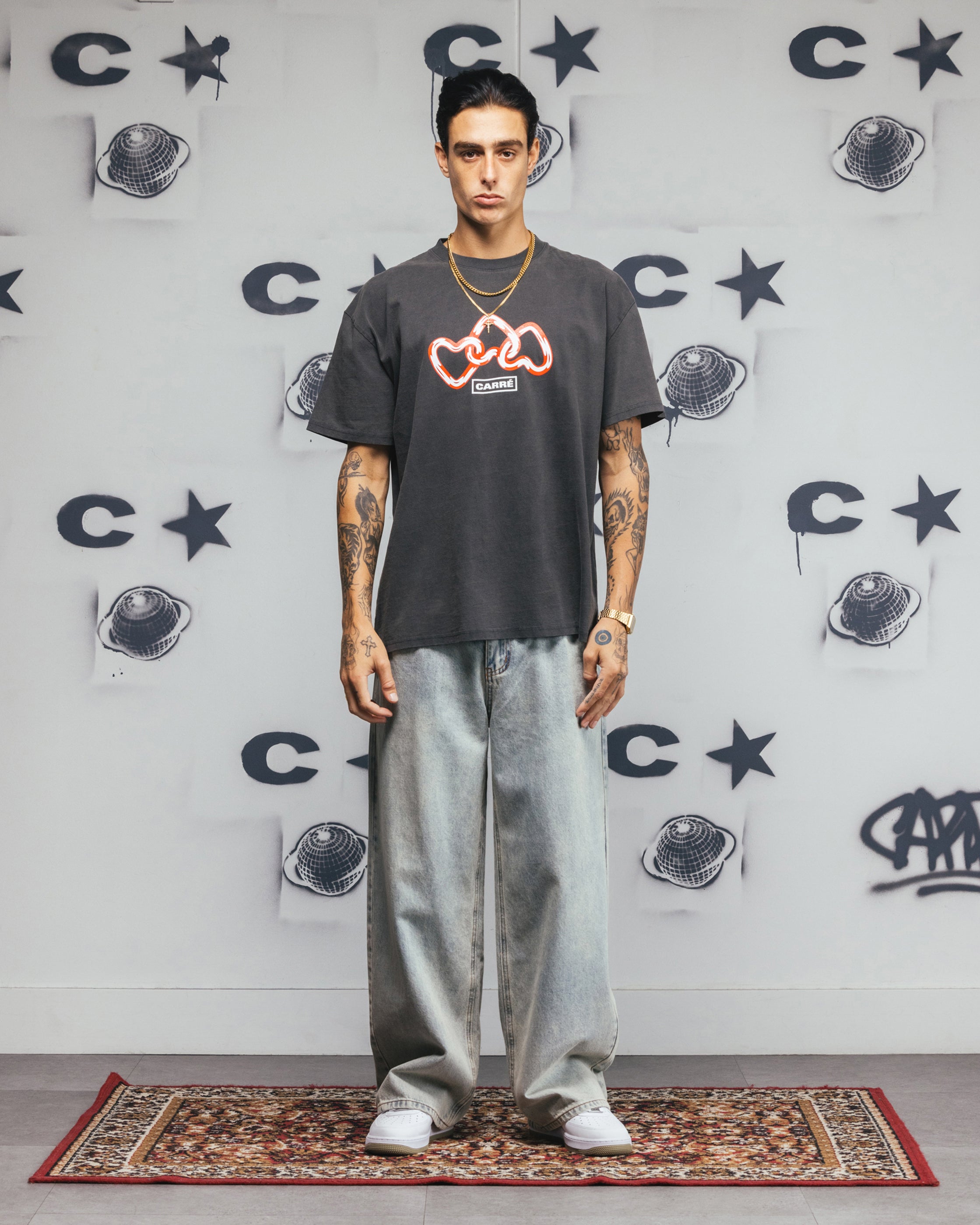 {product_title} - {shop_name}