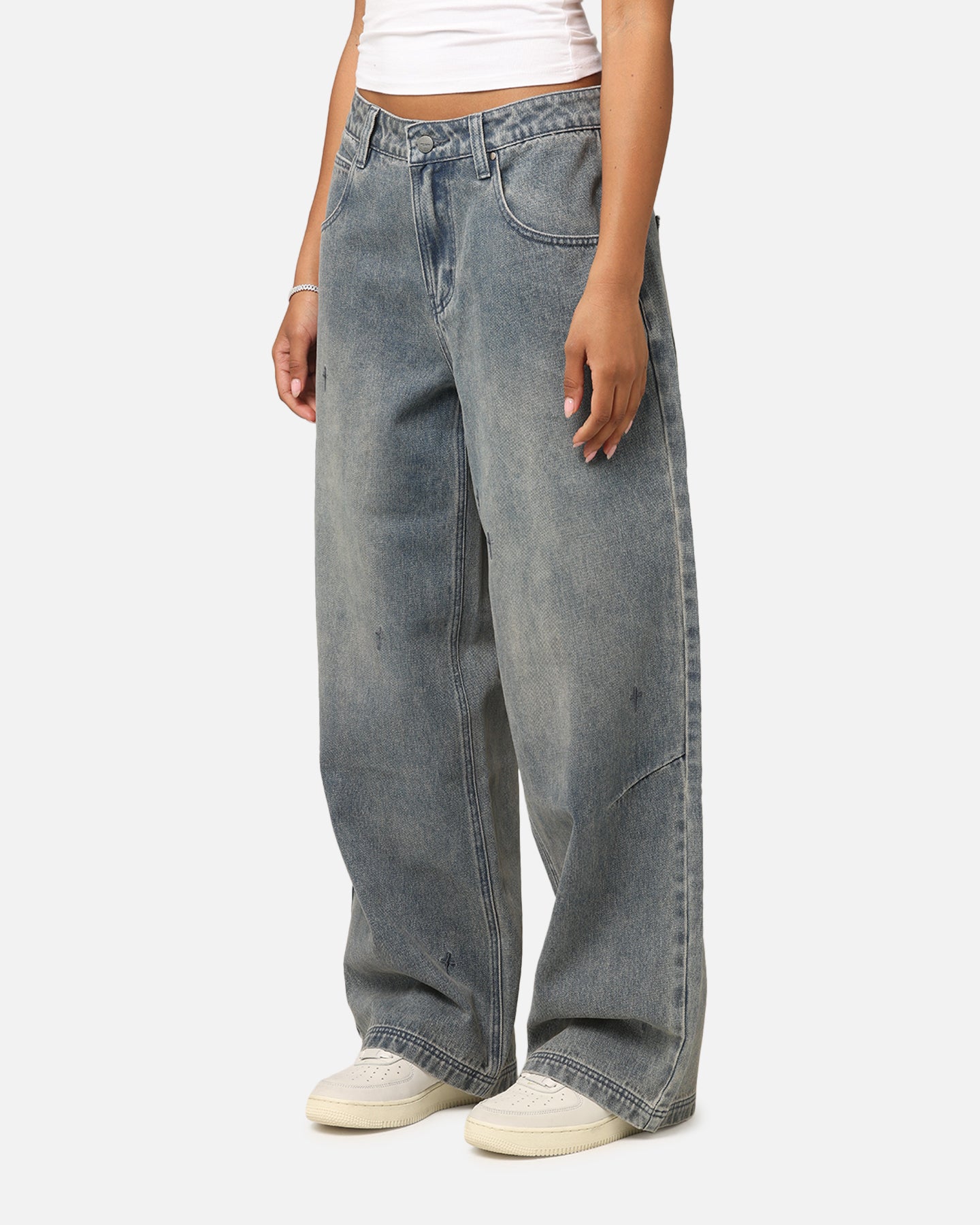 {product_title} - {shop_name}