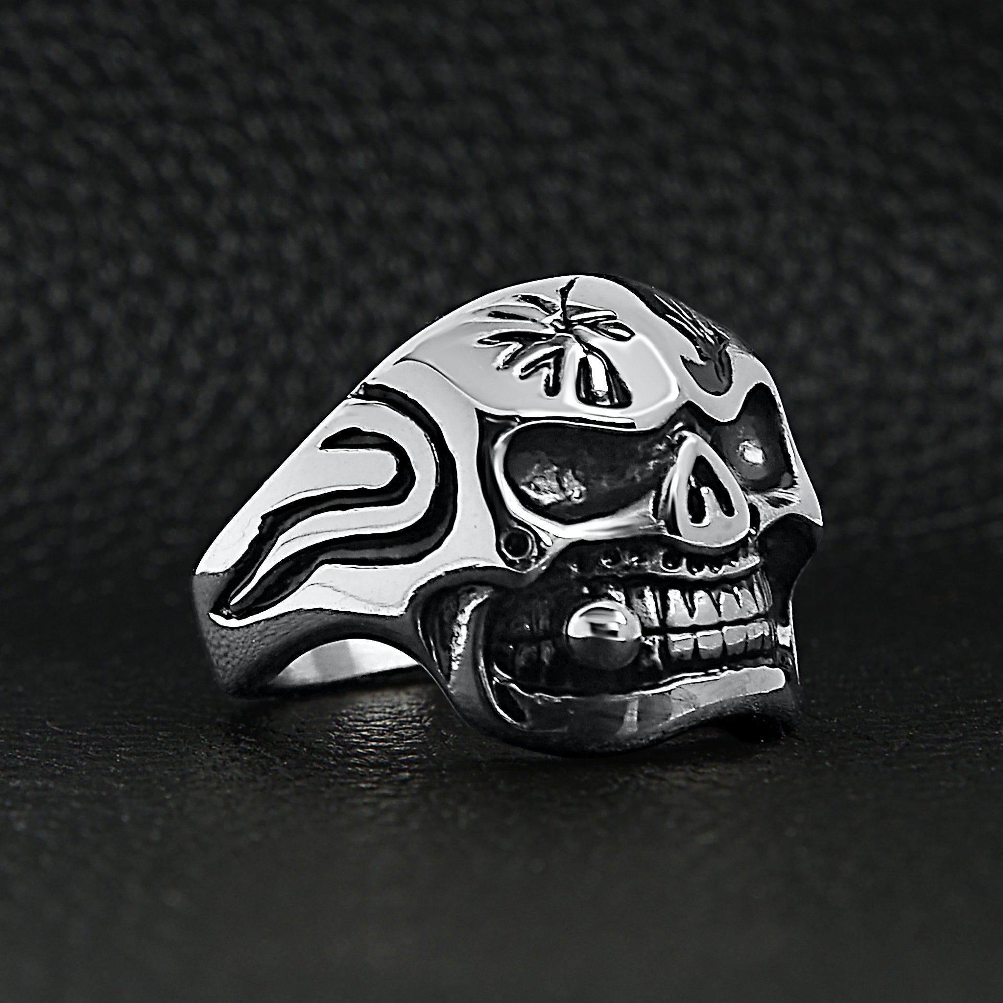 Stainless Steel Polished Skull With Cigar Ring / SCR2003、mySite、dreamappss