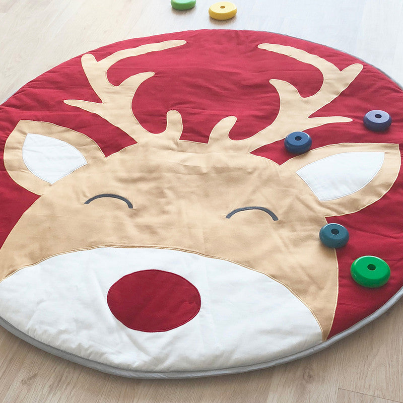 Indoor/Outdoor Quilted Playmat | Reindeer Print | Red、mySite、camillekostekn